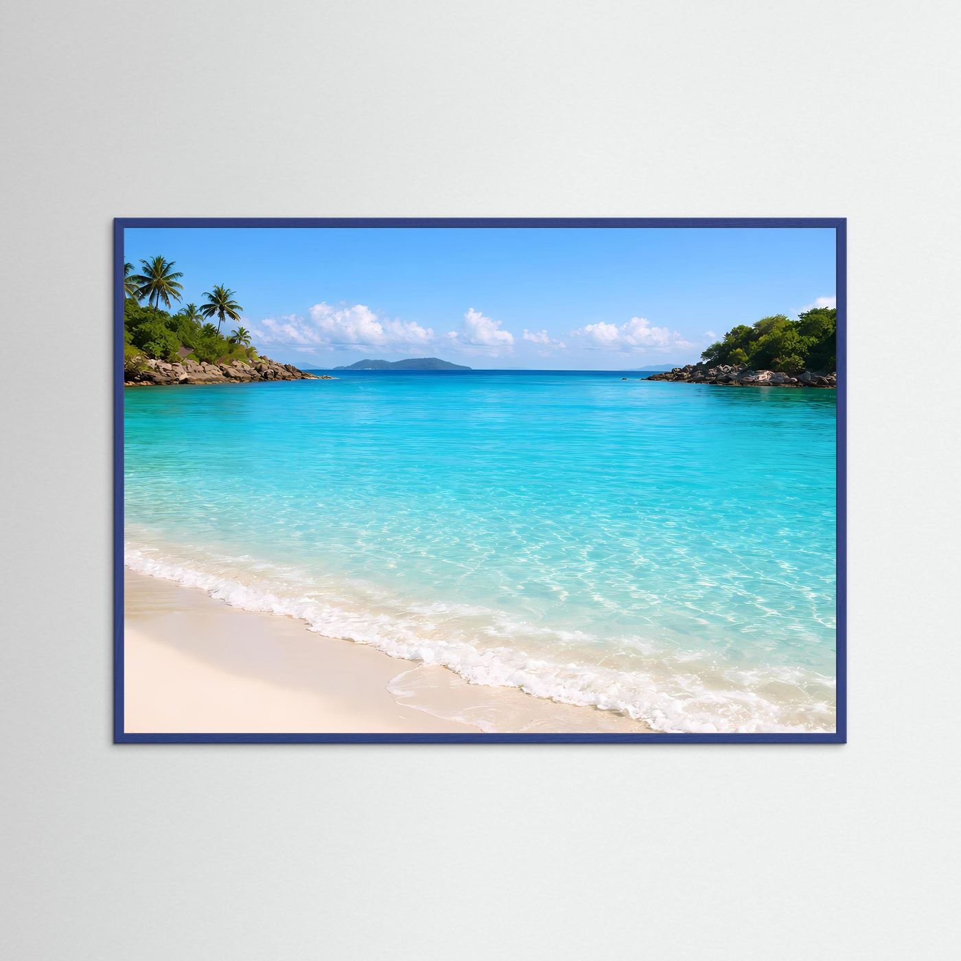 Wandposter mit tropischem Strand, türkisfarbenem Meer und Palmen; blauer Rand