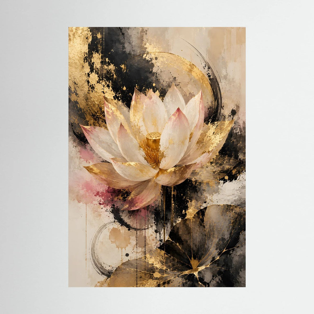 Lotusblumen-Poster: abstrakte Lotusblüte in Creme mit Goldring, schwarze Spritzer, hochformatig