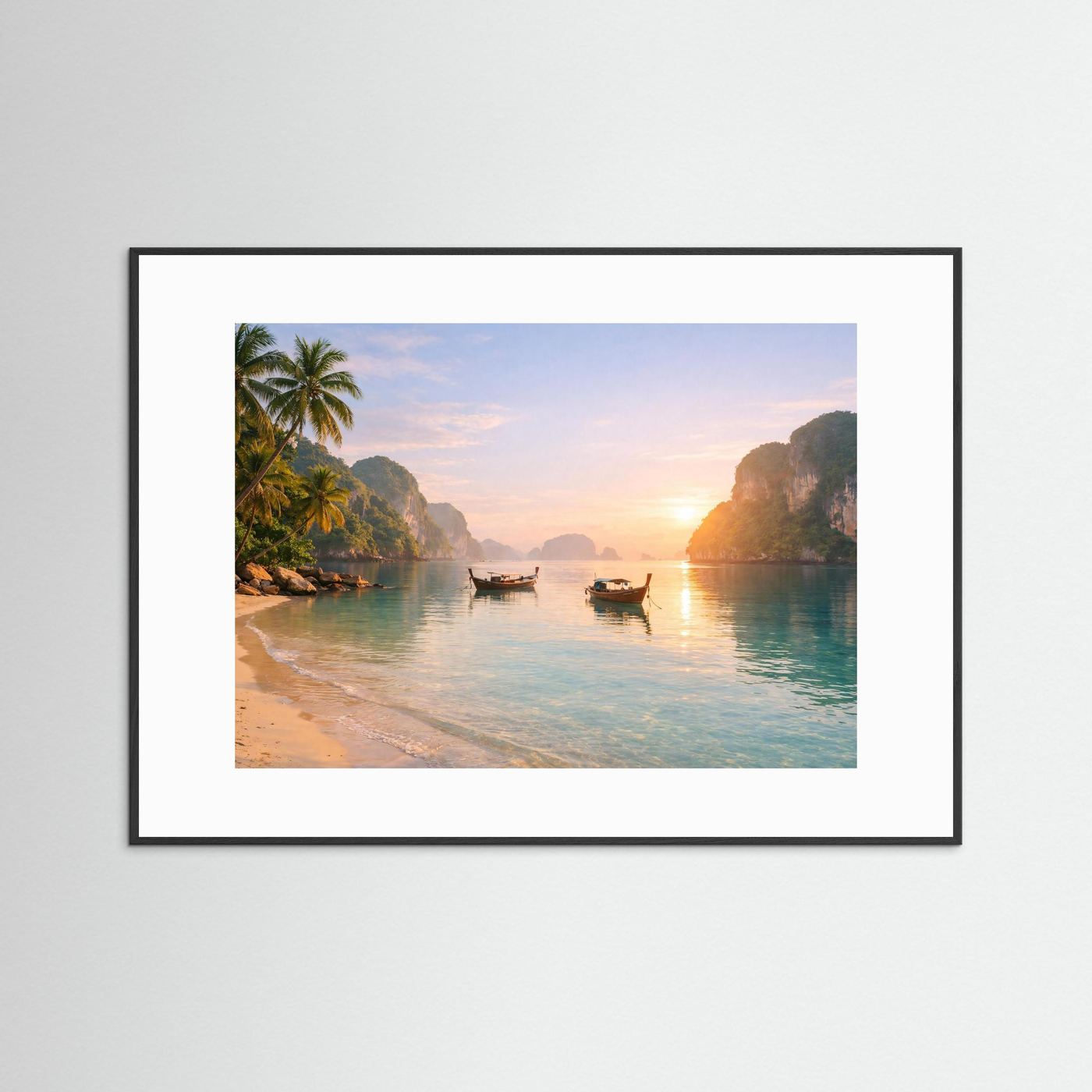 Tropischer Sonnenaufgang am Strand | Panorama Boote & Lagune Poster Querformat