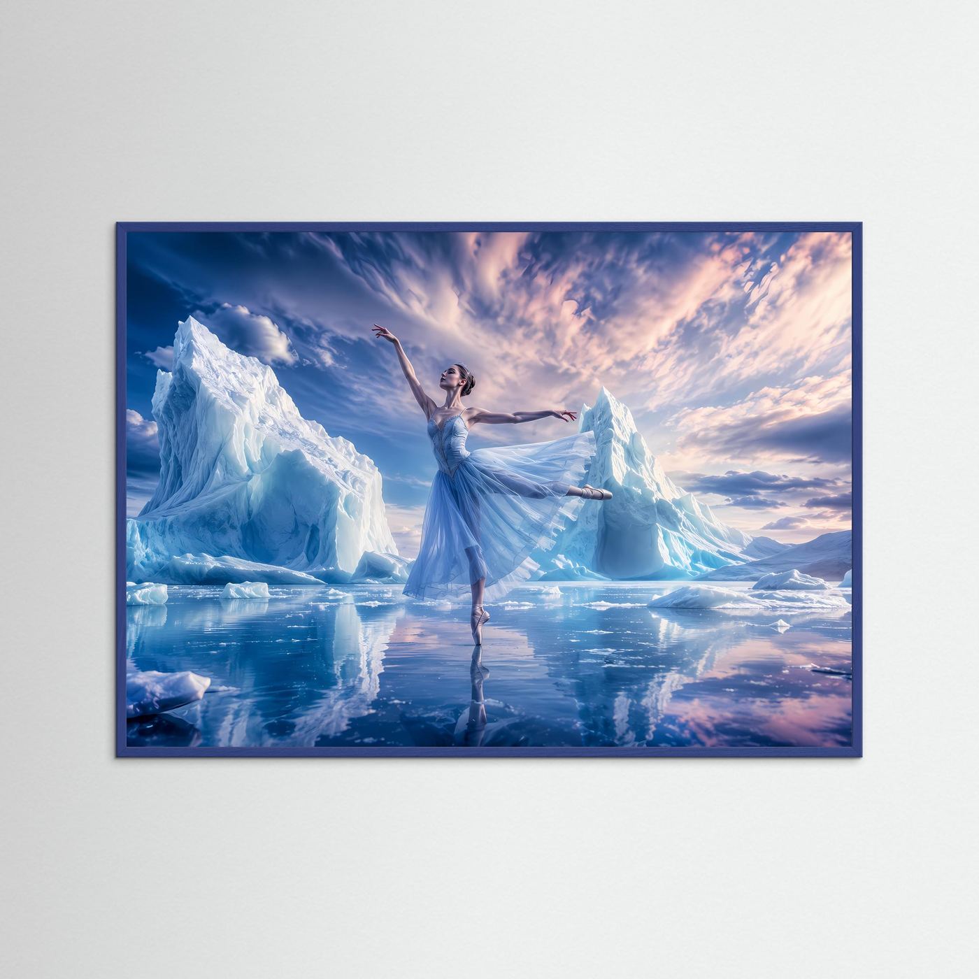 Elegante Ballerina zwischen Eisbergen | Arktische Tanzkunst Panorama Poster Querformat in Blau & Weiß
