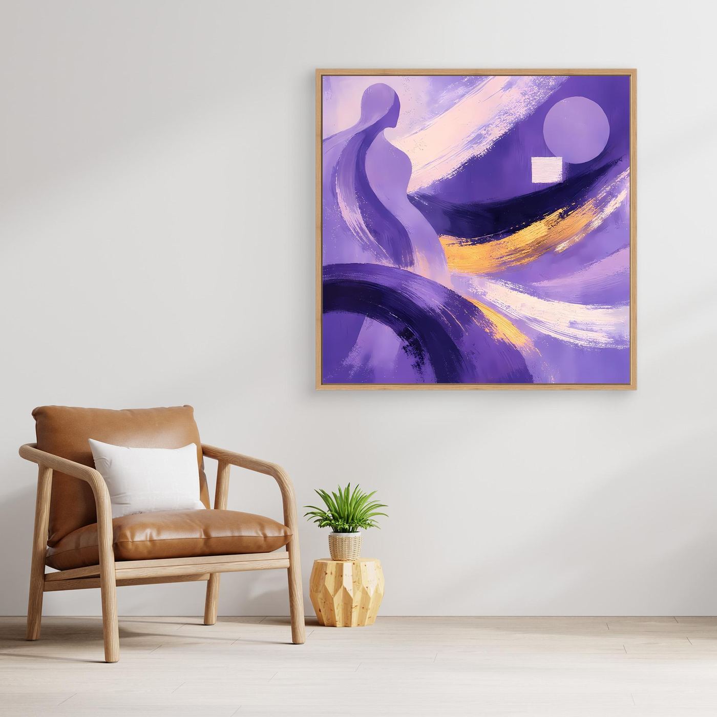 Gerahmtes abstraktes Leinwandbild mit violettem Figurenmotiv und goldfarbenen Akzenten