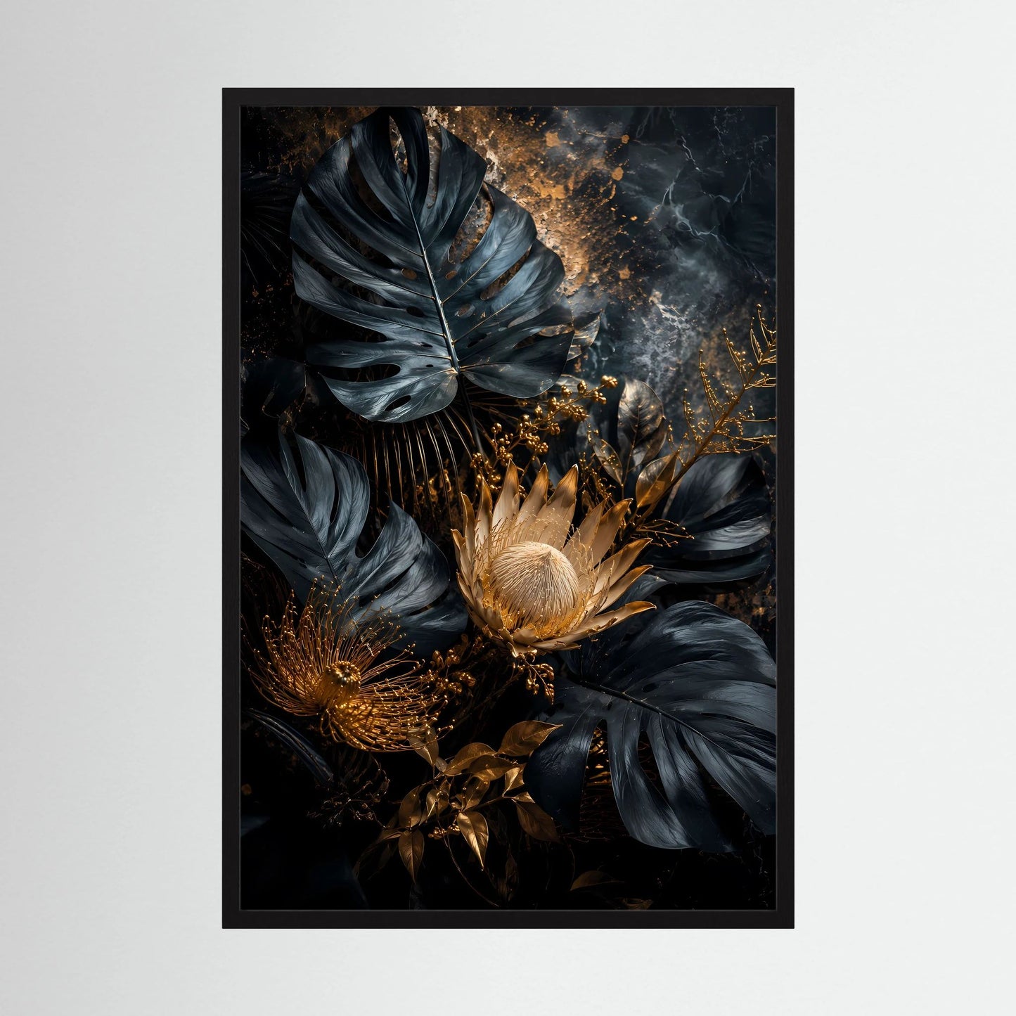 Kunstposter im Hochformat mit schwarzen tropischen Blättern und goldenen Details