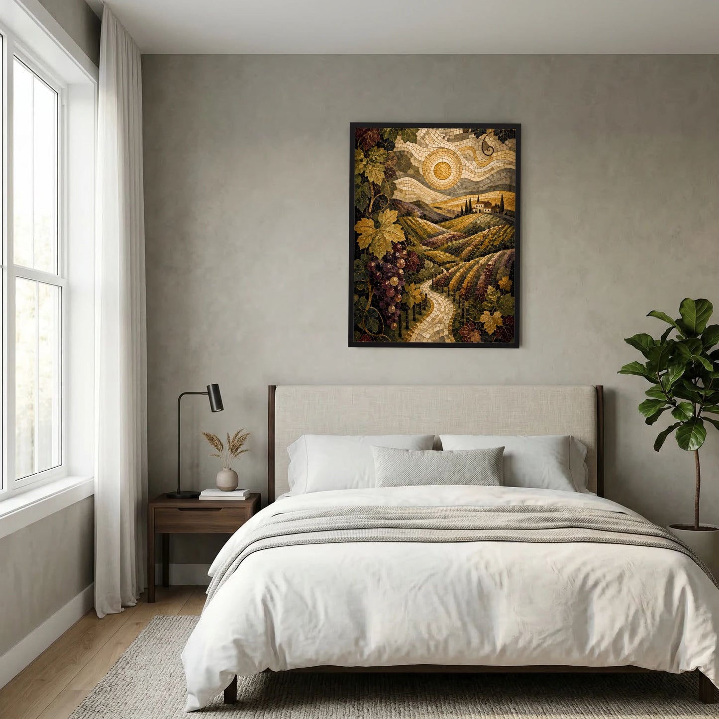 Poster über dem Bett: mediterrane Weinberge als Mosaik mit Goldsonne im schwarzen Rahmen