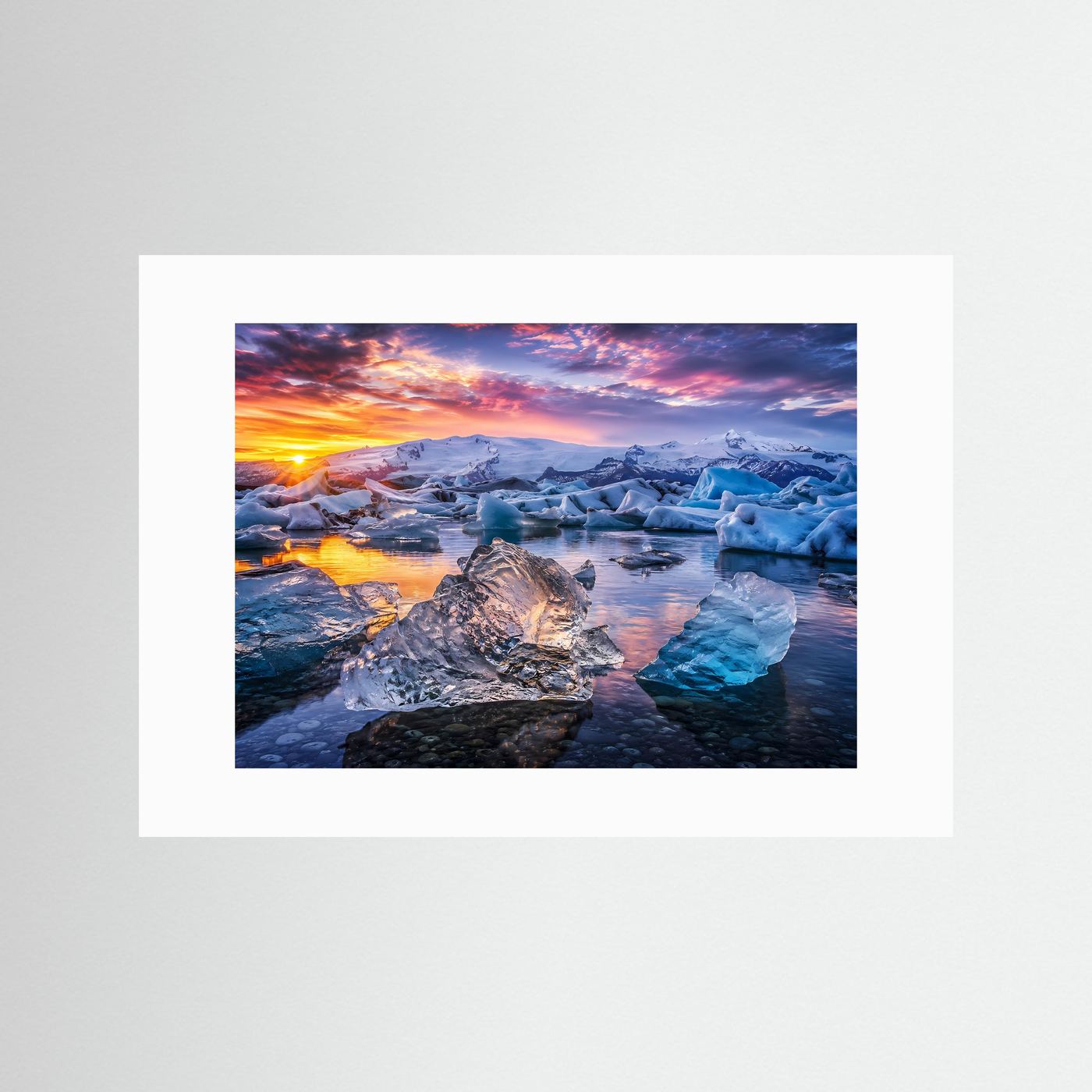 Majestätischer Gletscher bei Sonnenuntergang | Panorama Eis & Natur Poster Querformat