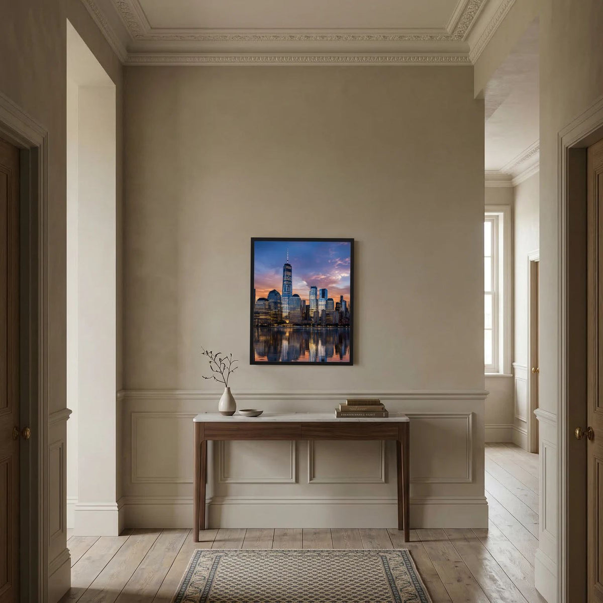 Hochformat-Poster Manhattan-Skyline bei Sonnenuntergang im schwarzen Rahmen
