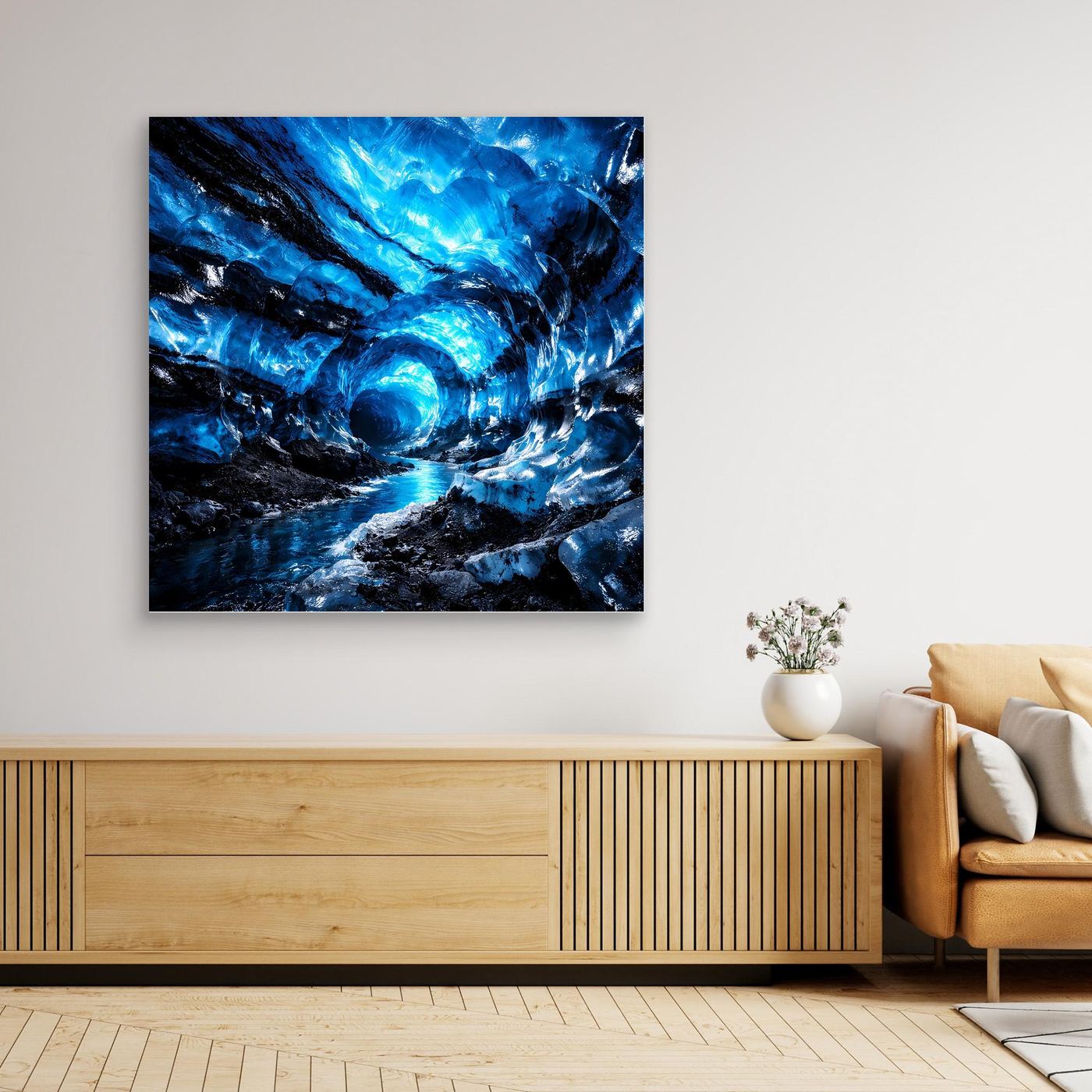 Leinwandbild mit blauem Eishöhlen-Motiv und Lichtkreis, ohne sichtbaren Rahmen
