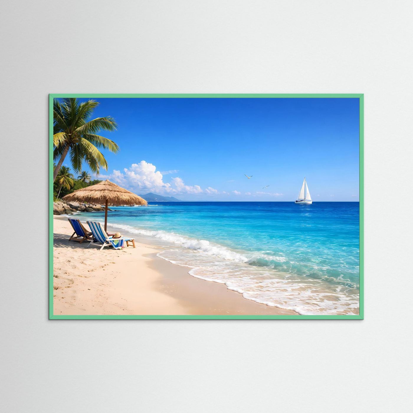 Panorama-Strand-Meer-Poster im türkisfarbenen Rahmen mit Segelboot, Palmen, Strandliegen und türkisfarbenem Wasser.