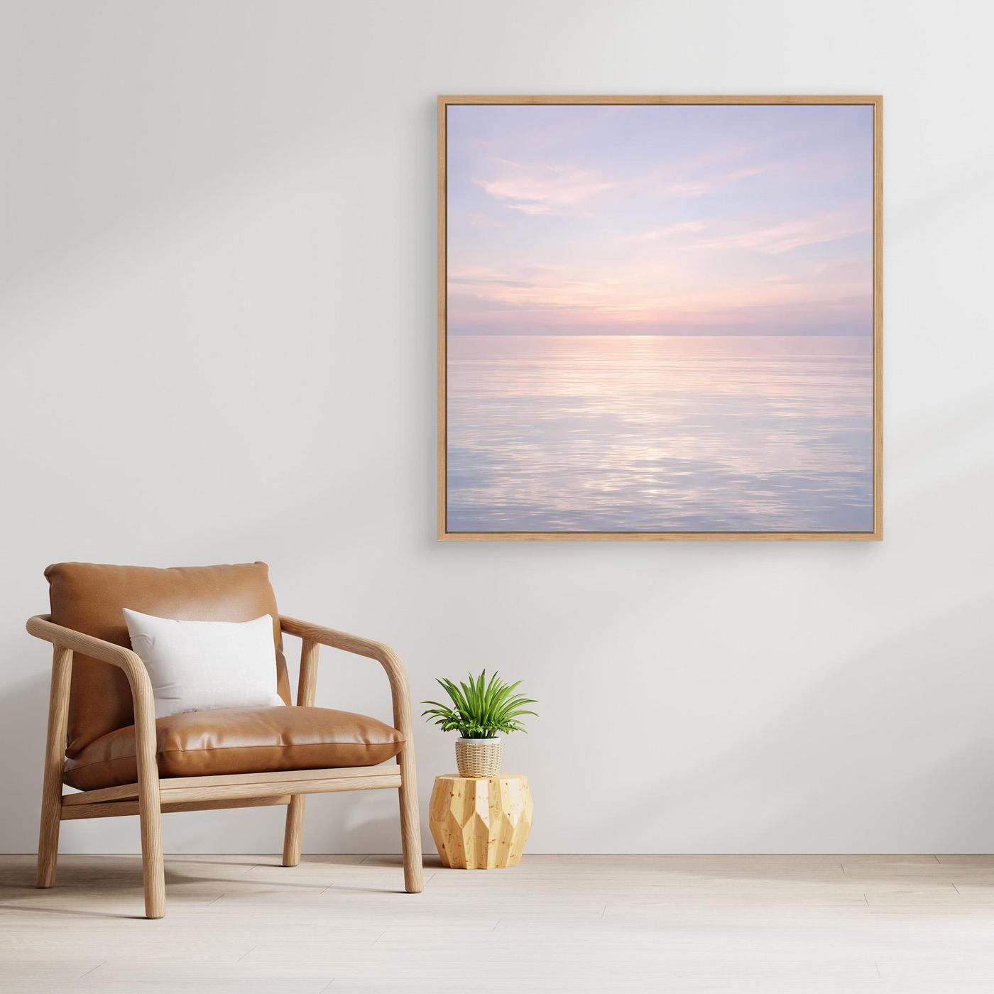 Wandbild mit goldfarbenem Rahmen: ruhiges Pastellmeer im Sonnenuntergang