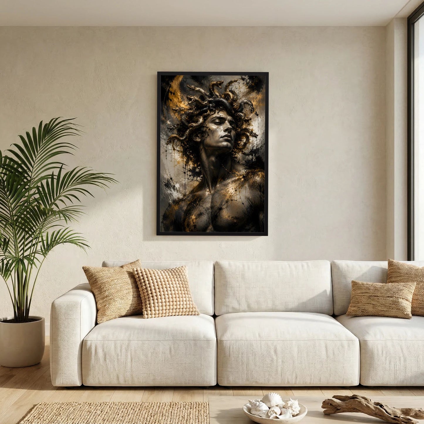 Kunstposter Hochformat mit Porträtkopf, lockiges dunkles Haar und goldene Schlangenelemente