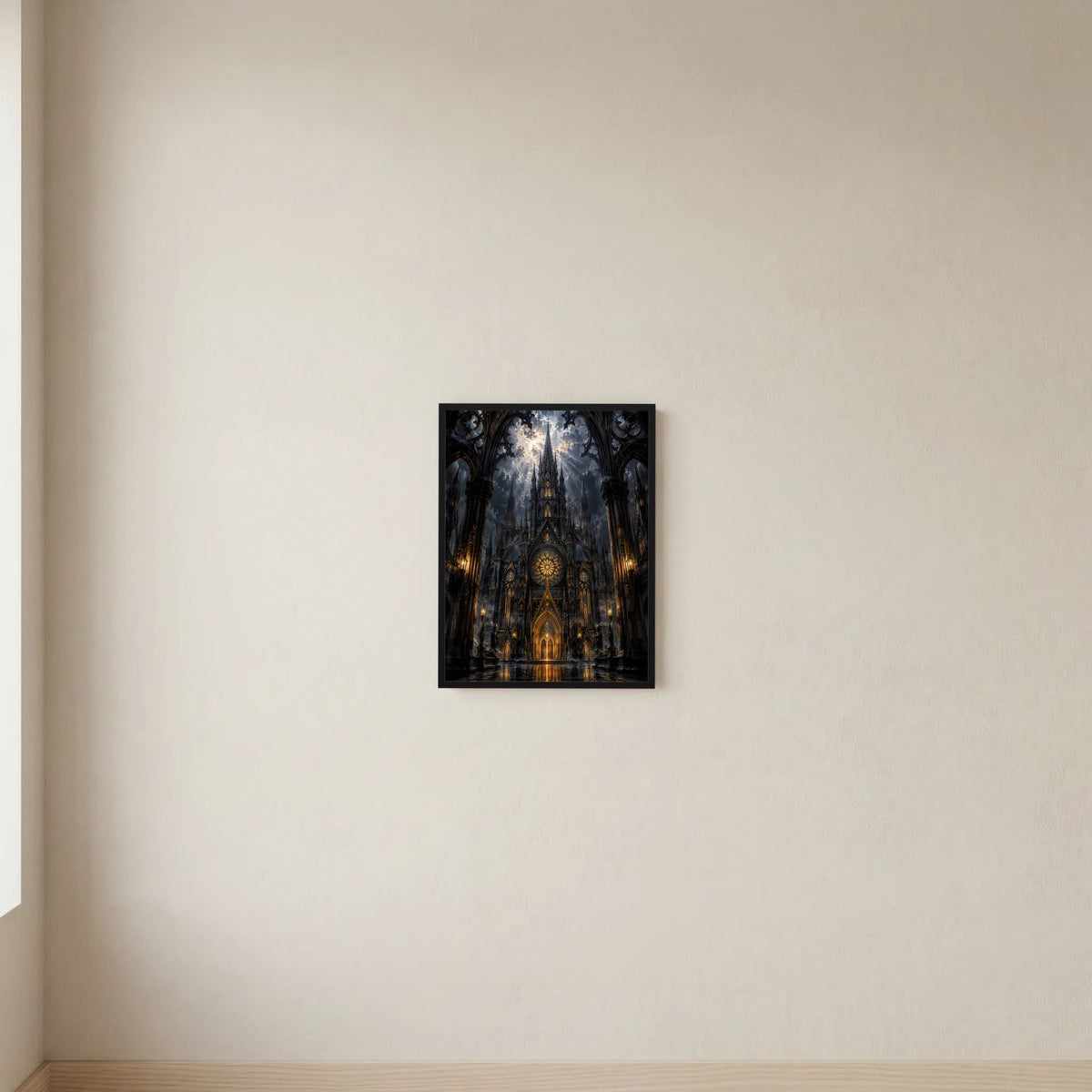 Kleines Hochformat-Poster: gotische Kathedrale in Schwarz und Gold, schwarzer Rahmen