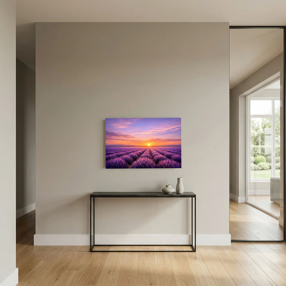 Wandbild im Querformat mit Lavendelfeldern und Sonnenuntergang, orangegelbe Lichtlinie