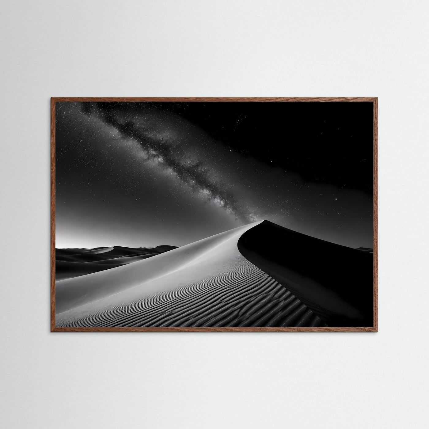 Wüste Poster Querformat | Schwarz Weiß Sanddünen mit Milchstraße & Sternenhimmel