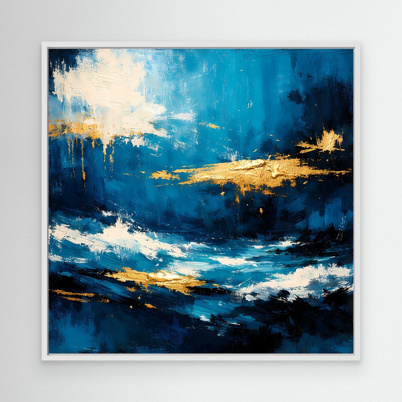 Leinwandbild mit abstrakten Meereswellen in Blau und Gold, im weißen Rahmen