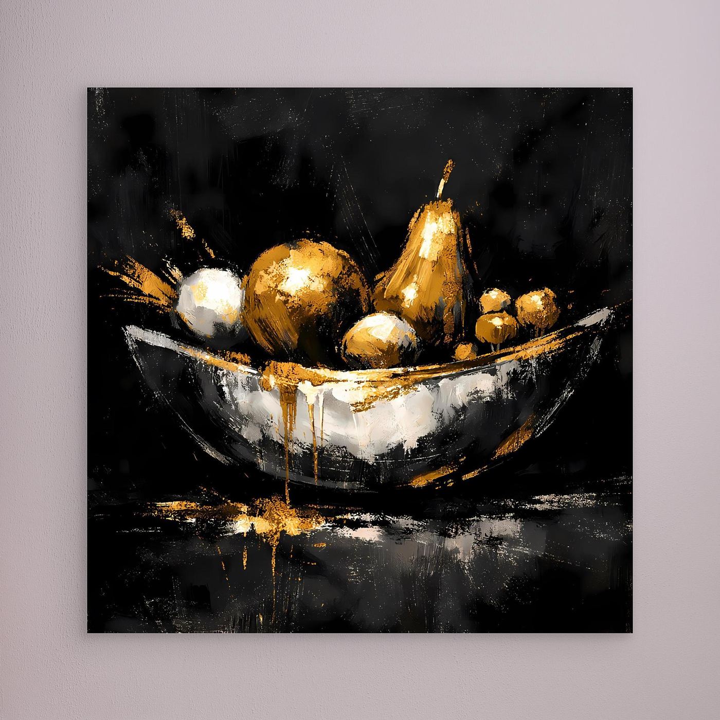 Leinwand Elegante Obstschale in Gold und Silber | Modernes Luxus Stillleben Wandbild