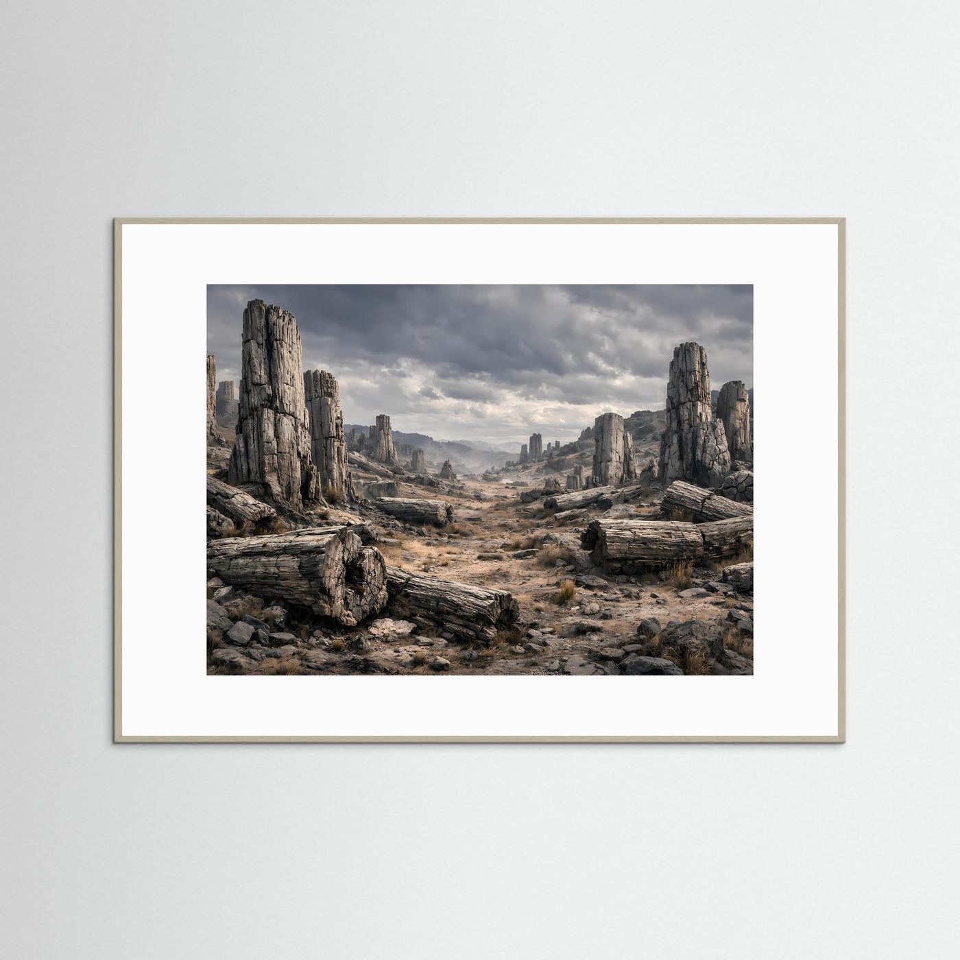 Panorama-Poster mit steinigen Felsformationen im Waldtal, grauer Rahmen