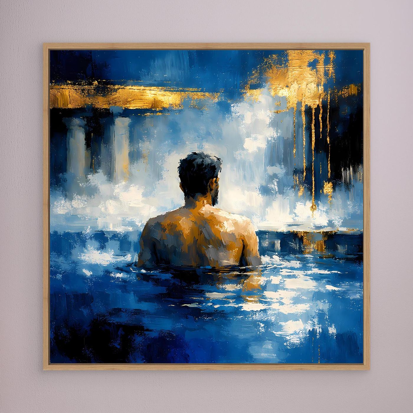 Wandbild auf Leinwand: Rückenansicht eines Mannes im blauen Bad, goldene Akzente, Holzrahmen