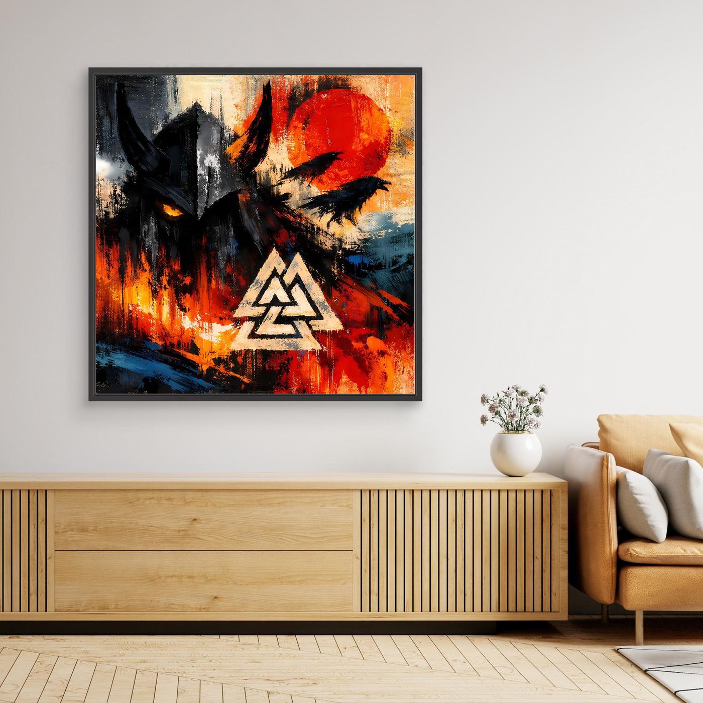 Wandbild: schwarzer Rabe, roter Mond und Valknut-Symbol, flammenfarben, schwarz gerahmt