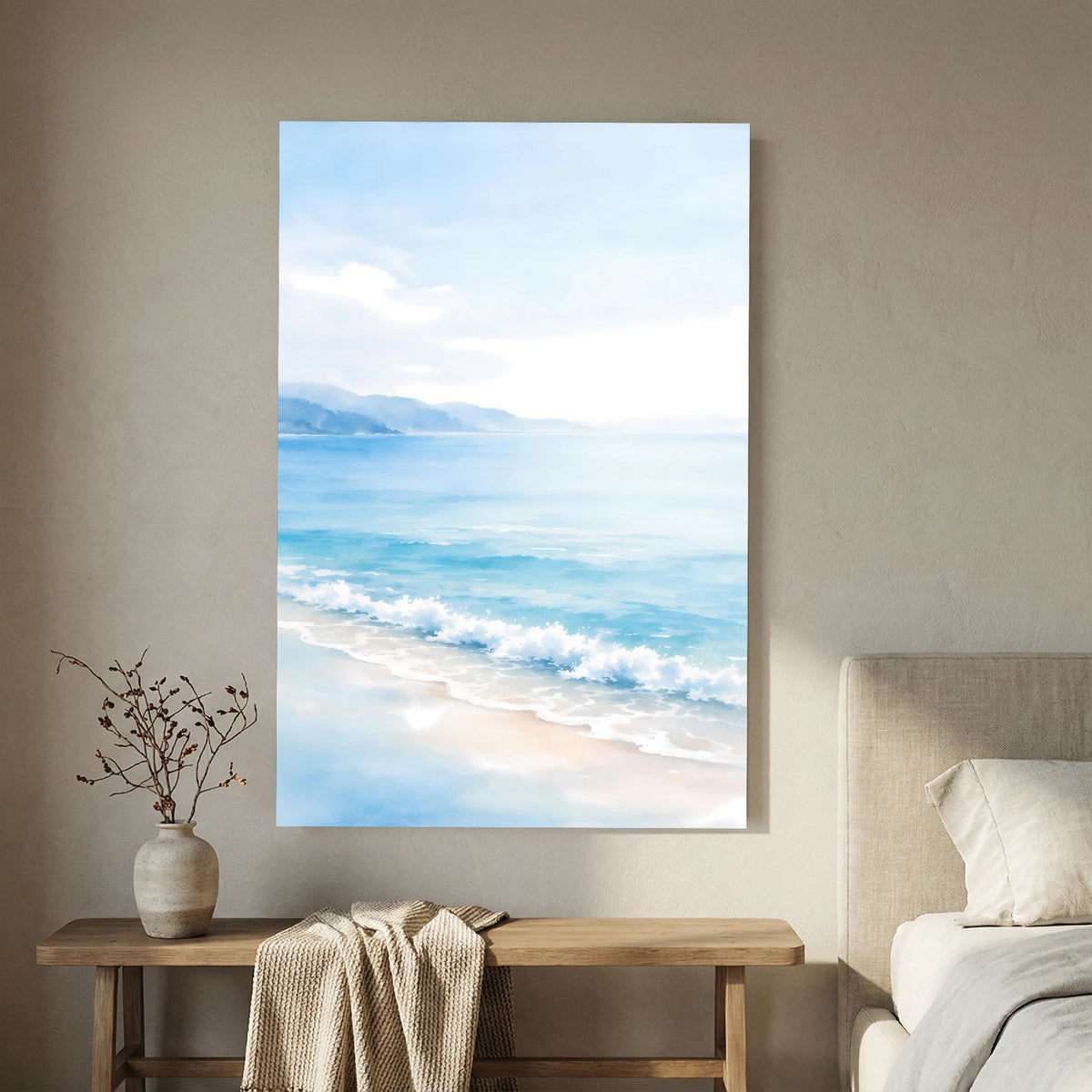 Hochformat-Wandbild Meer und Küste: helle Wolken, weiche Wellen und ruhige Farben