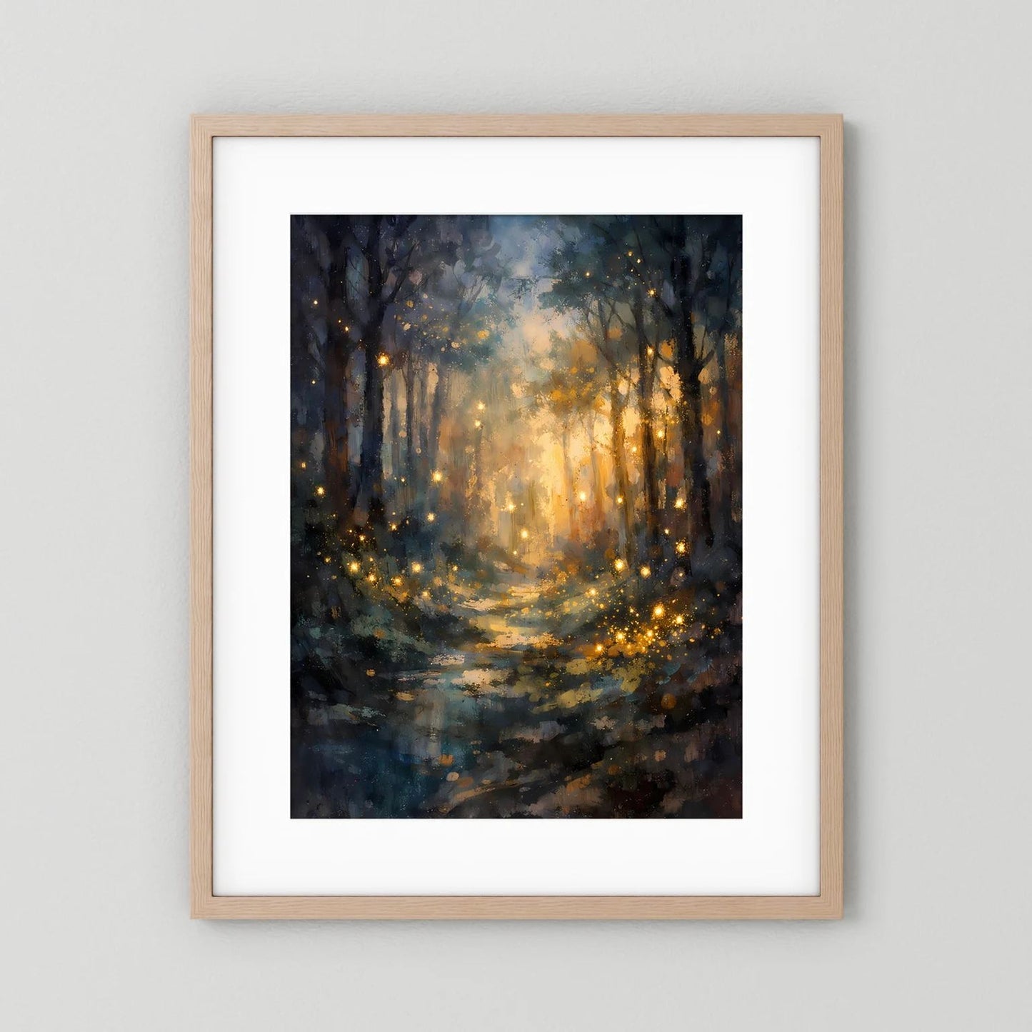Wandbild Hochformat: dunkler Waldweg mit goldenen Lichtpunkten, hellerer Holzrahmen und weißes Passepartout