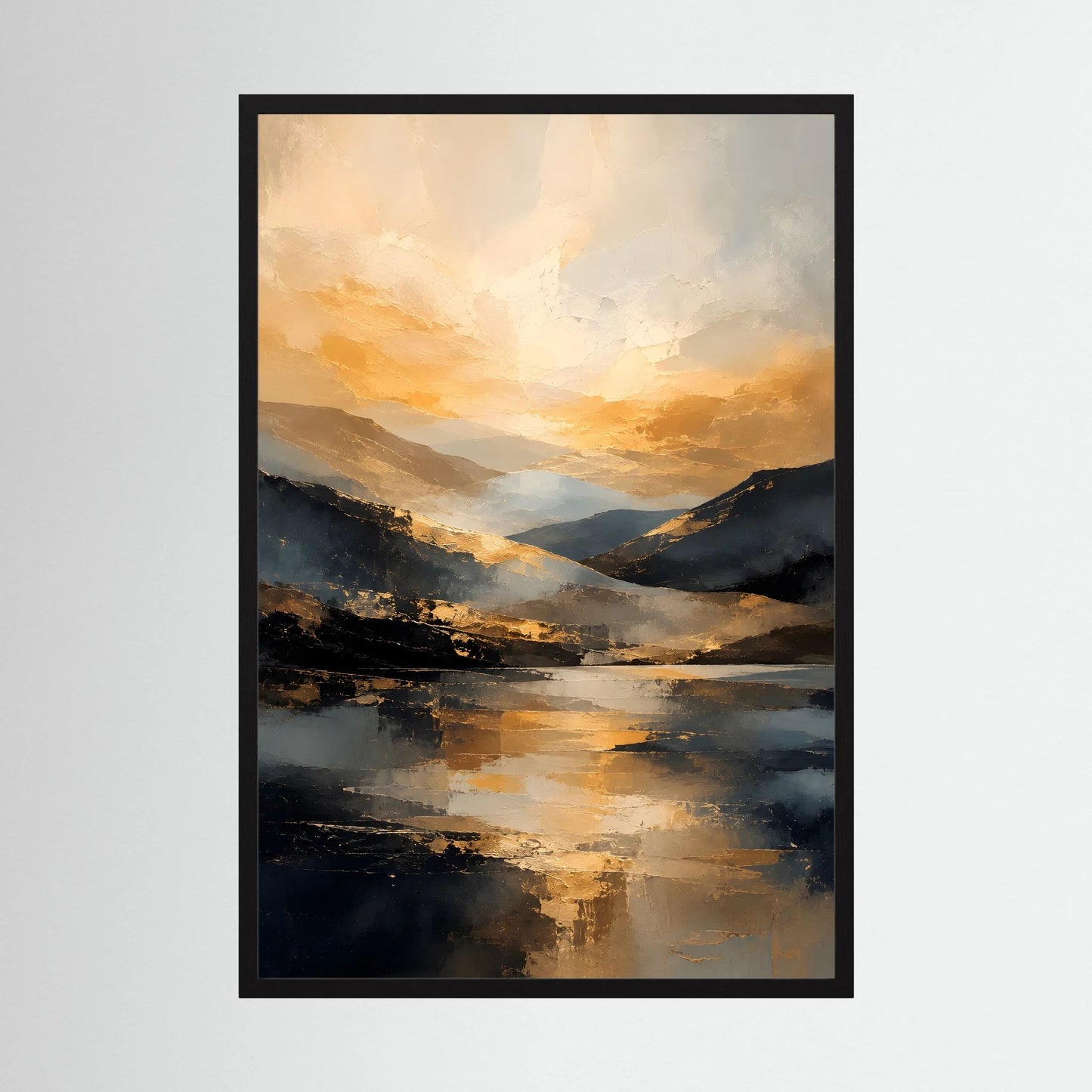 Kunstposter im schwarzen Rahmen, abstrakte Landschaft mit Gold-, Schwarz- und Creme-Tönen, hochformatig