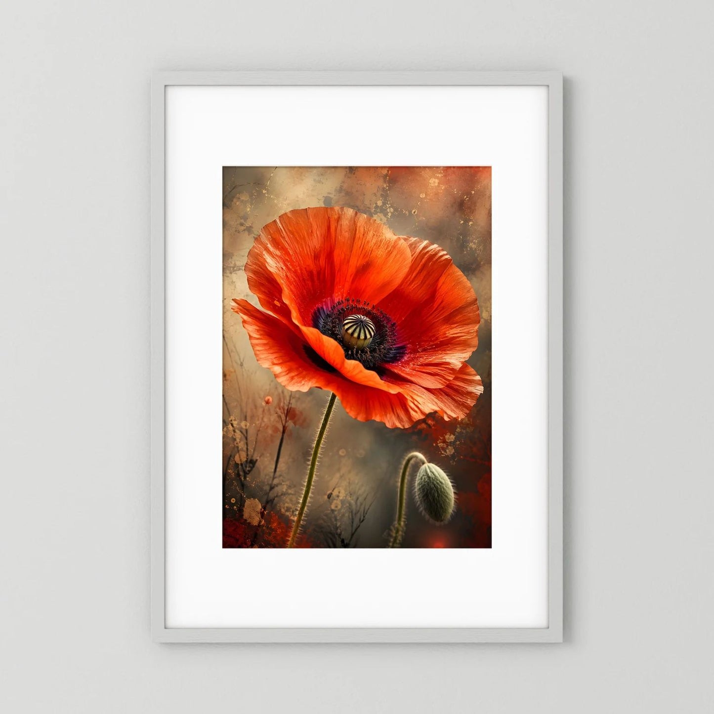 Hochformatiges Poster: rote Mohnblüte in Nahaufnahme mit schwarzem Samenkopf