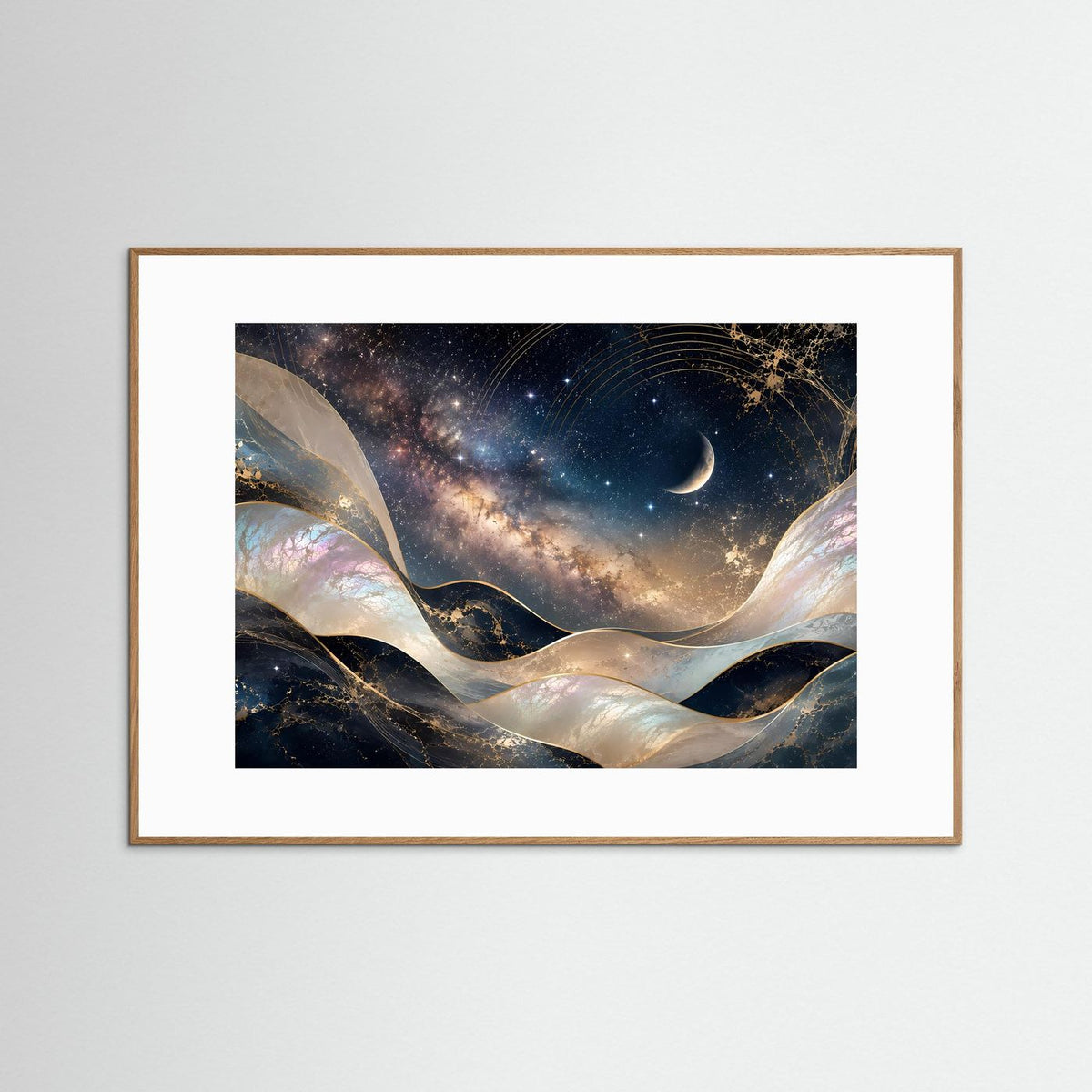 Gerahmtes Poster im Querformat: Mond über goldenen Wellen, kosmische Galaxie, Holzrahmen