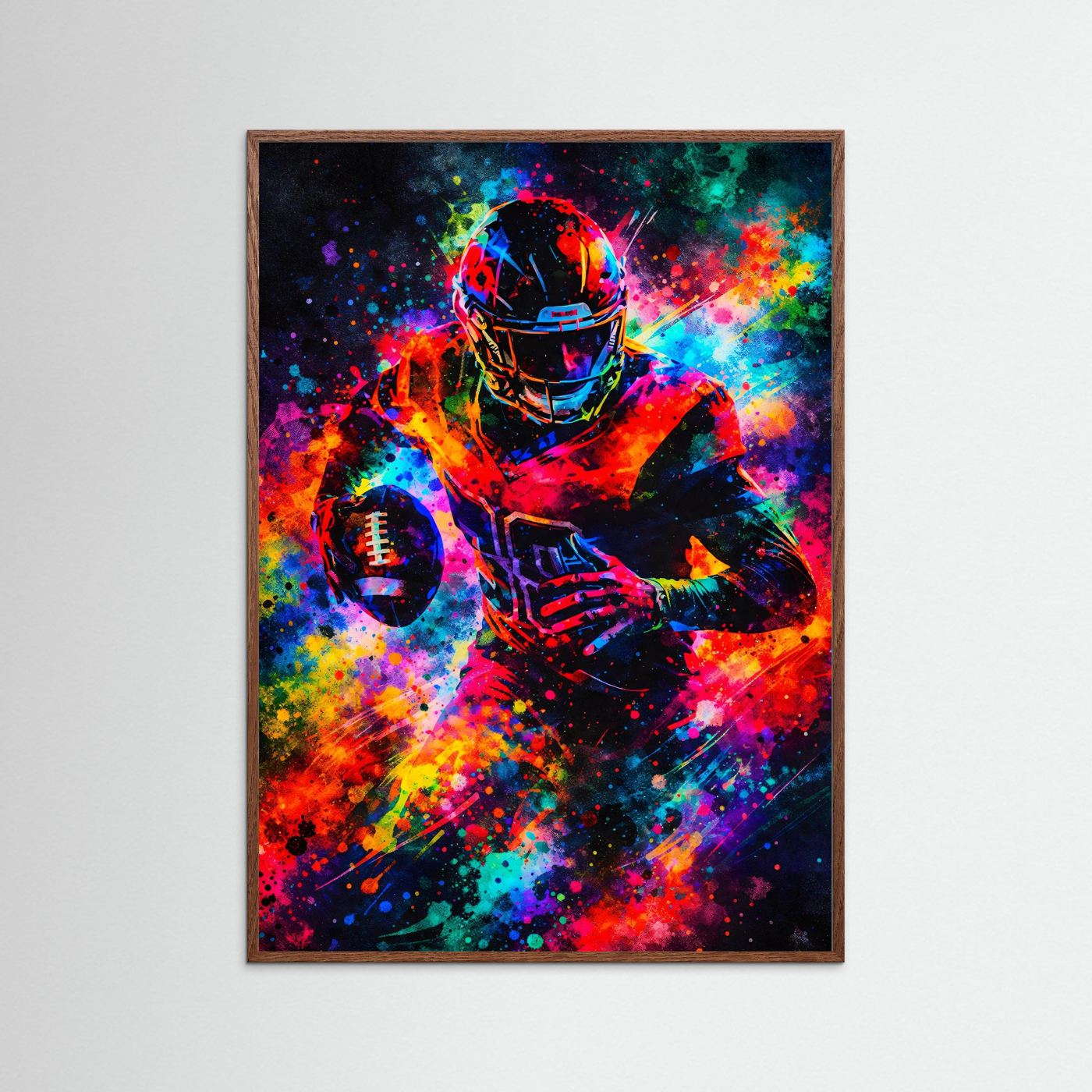 Neon-Footballposter im hellen Holzrahmen: Spieler im Helm, buntes Farbsprühbild, Hochformat