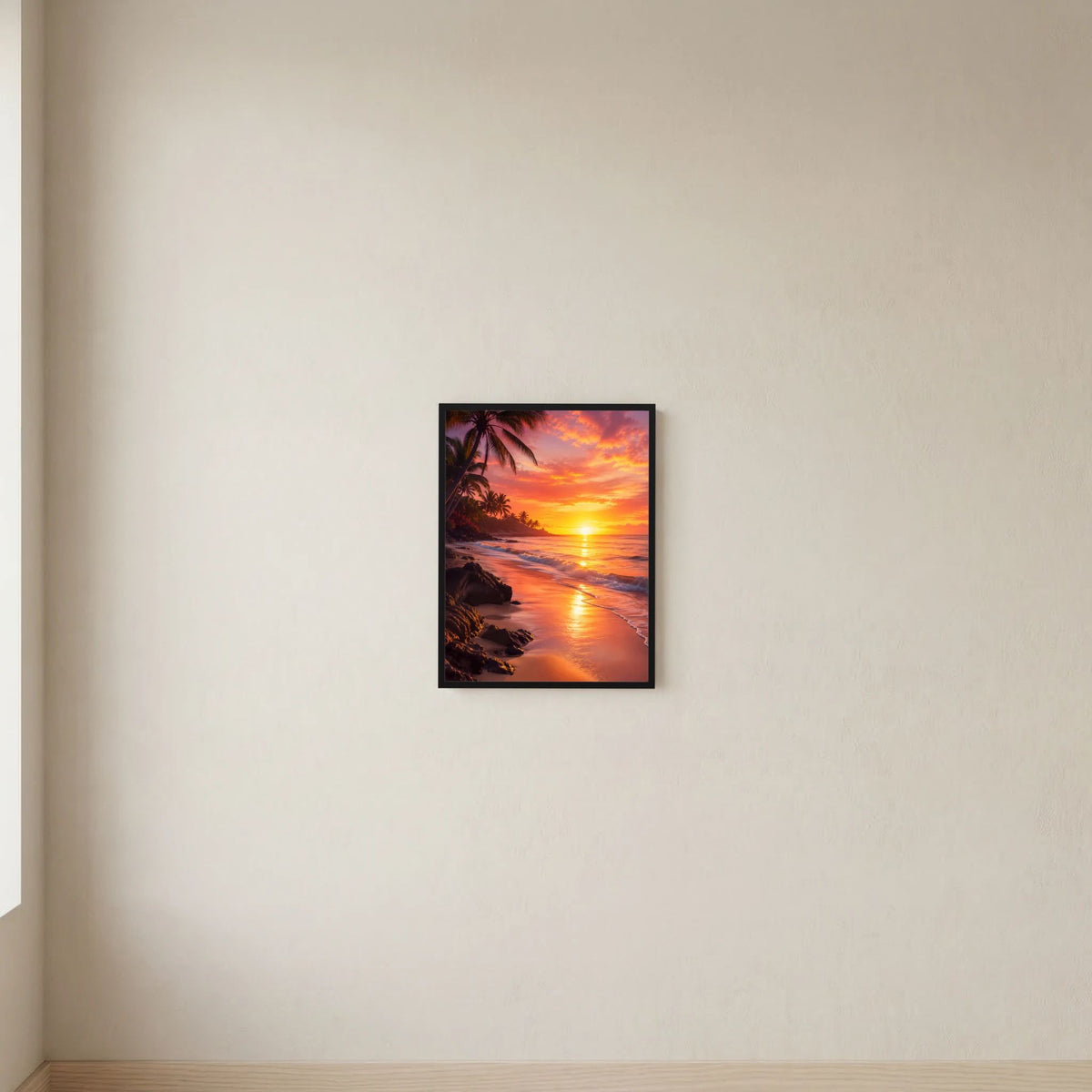 Poster Hochformat Strand bei Sonnenuntergang mit Palmen, orange-pink, schwarzer Rahmen