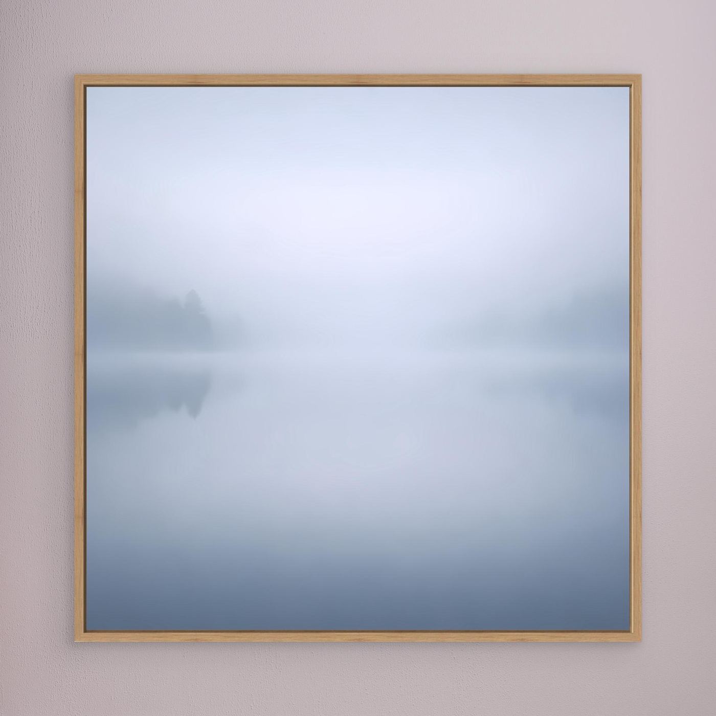 Leinwandbild Nebelsee mit Spiegelung, blau-grau, goldbrauner Rahmen