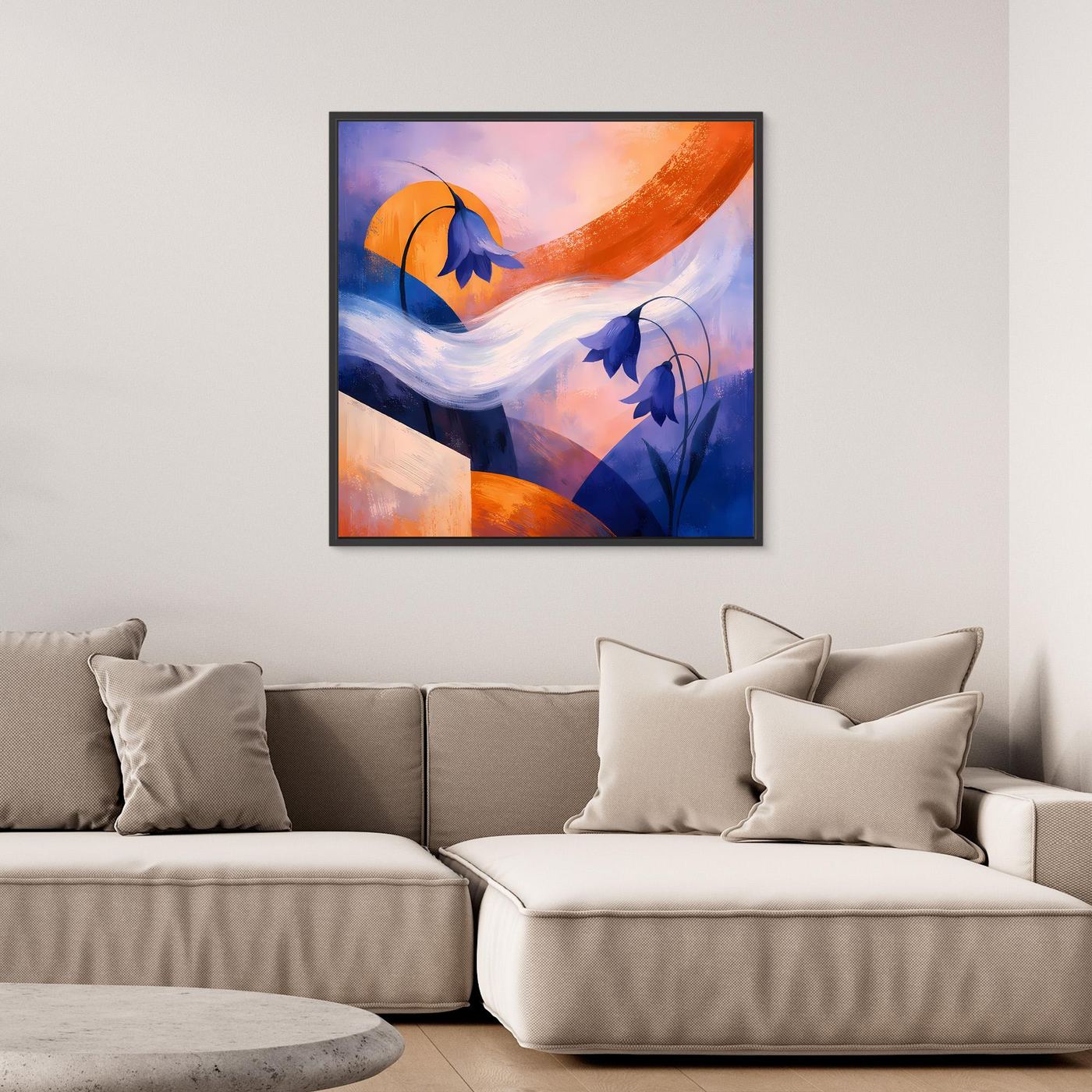 Quadratisches Leinwandbild mit zwei blauen Glockenblumen und kräftigen orangefarbenen Bereichen