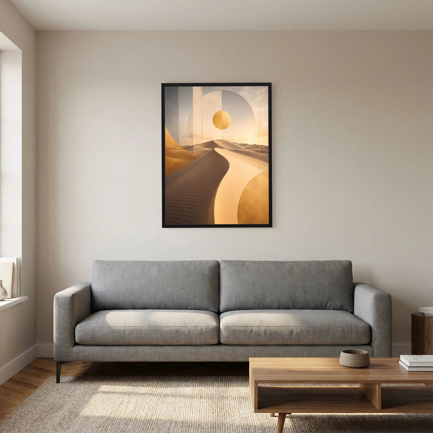 Hochformatiges Poster mit abstrakten Dünen und goldener Sonne, in dunklem Rahmen