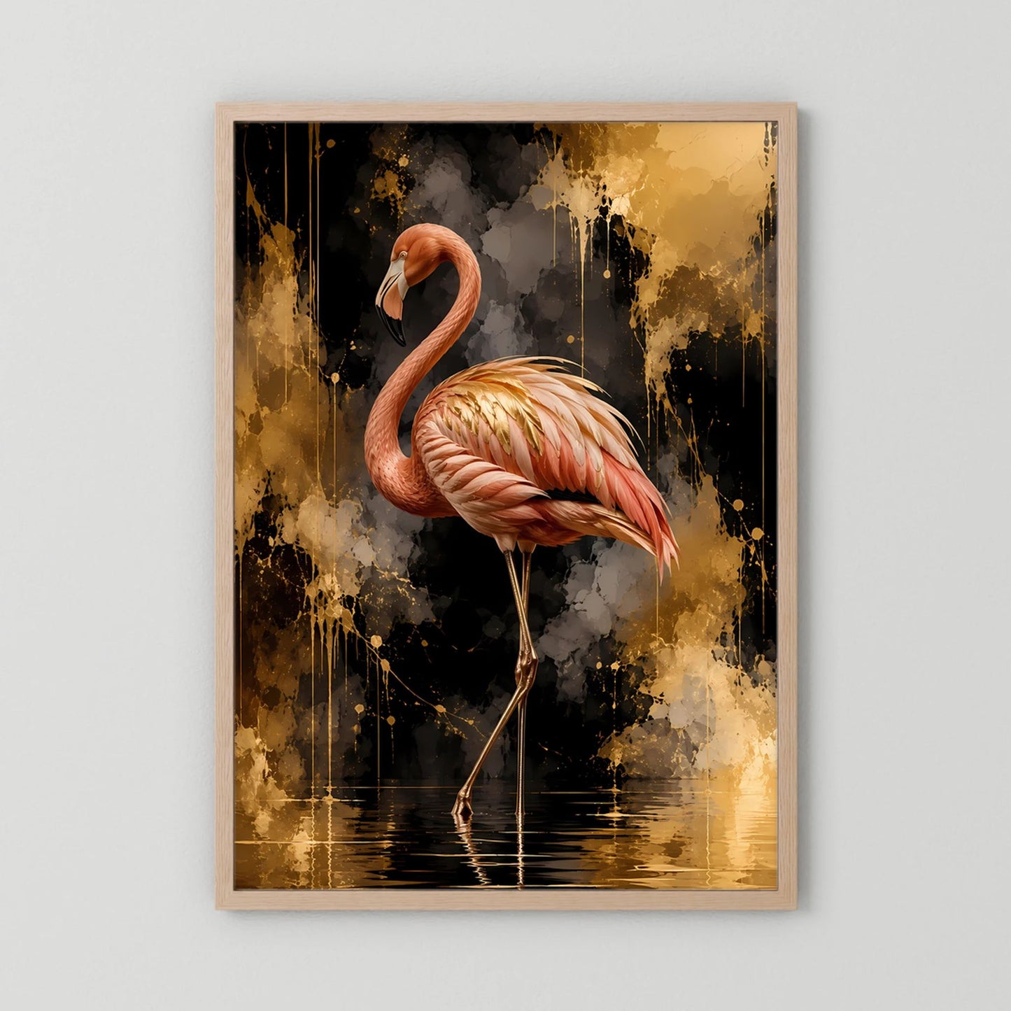 Flamingo-Poster mit hellem Holzrahmen, goldbrauner abstrakter Hintergrund