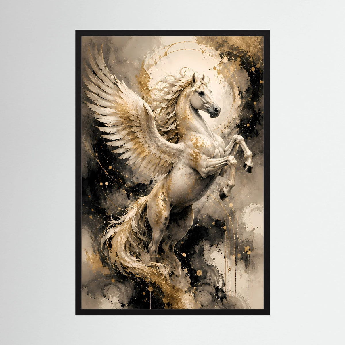 Poster im schwarzen Rahmen mit abstraktem geflügeltem Pferd in Gold- und Grautönen, Hochformat