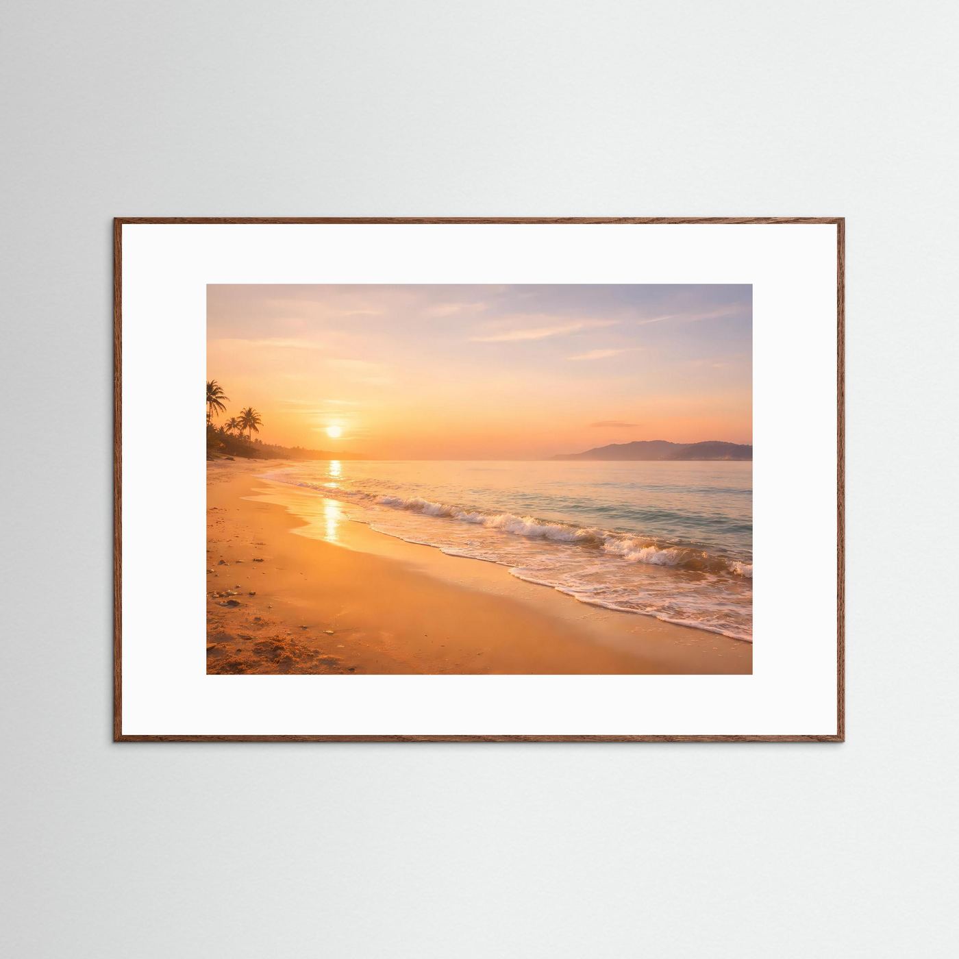 Wandbild Sonnenuntergang am Strand mit braunem Holzrahmen, Hochformat