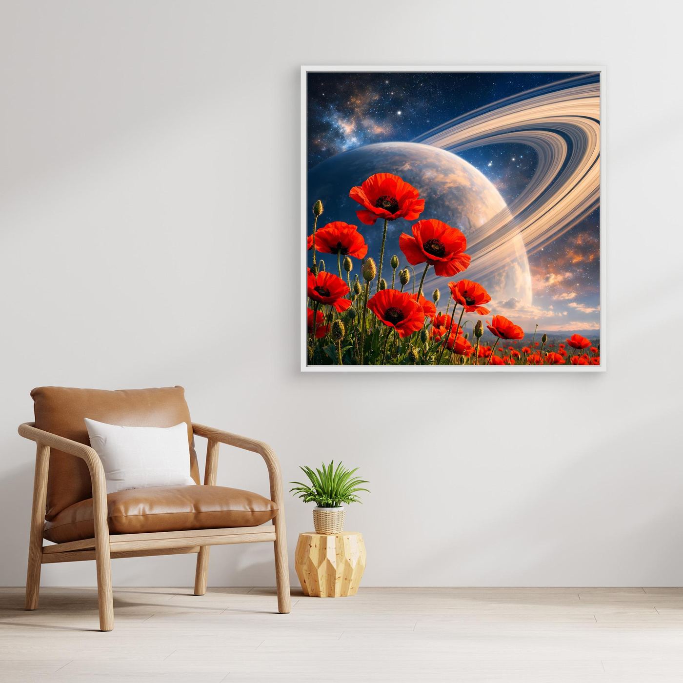 Leinwandbild mit roten Mohnblumen, Planet mit Ringen und Sternen im Hintergrund