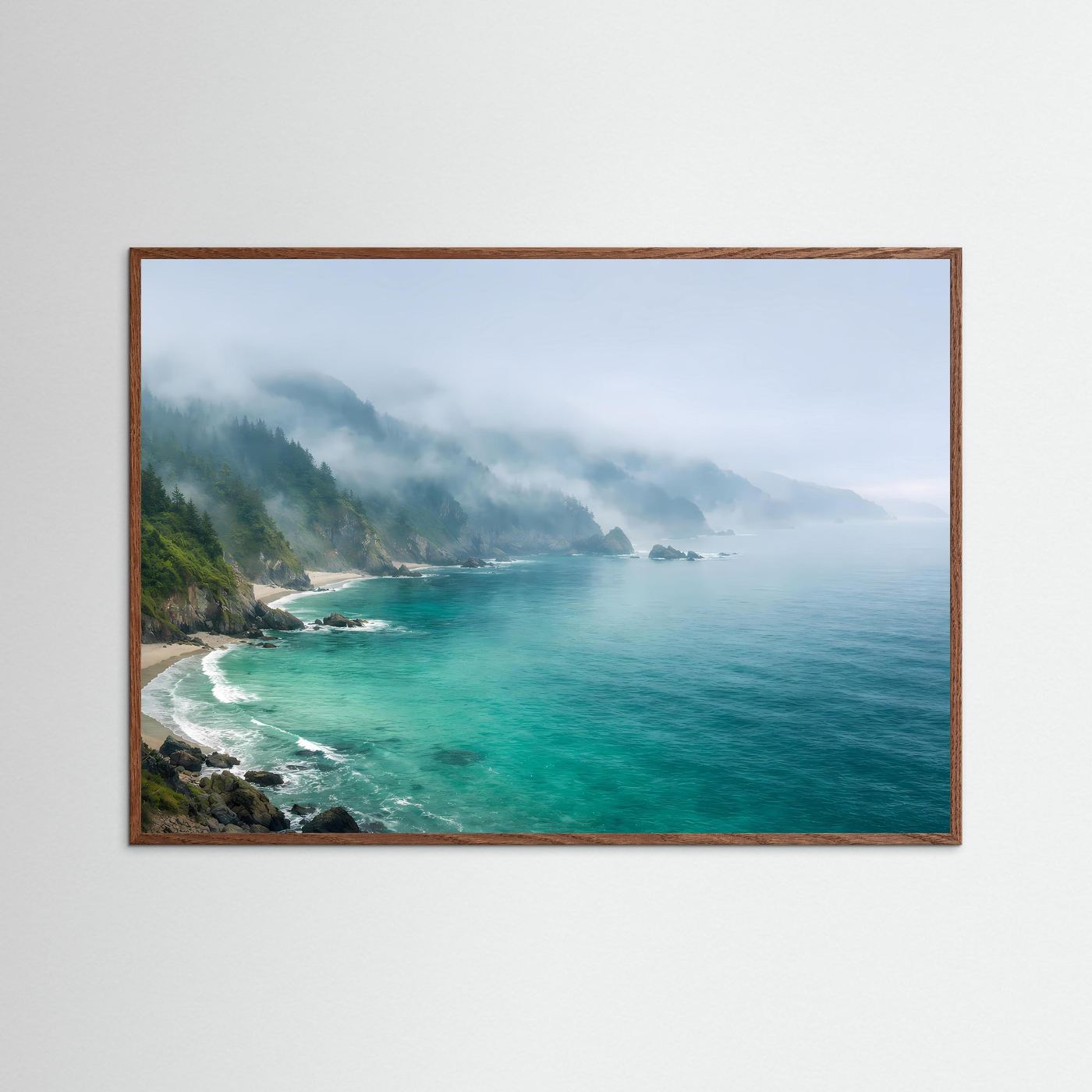 Naturposter mit türkisem Meer und Klippenküste, dunkler Eichenrahmen