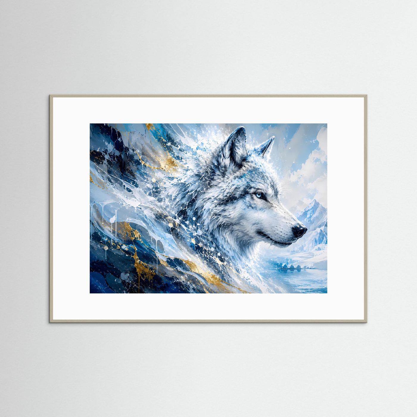 Schneewolf Poster Querformat | Eiswolf Wandbild Modern | Wolf Kunst in Blau Weiß mit Goldakzenten