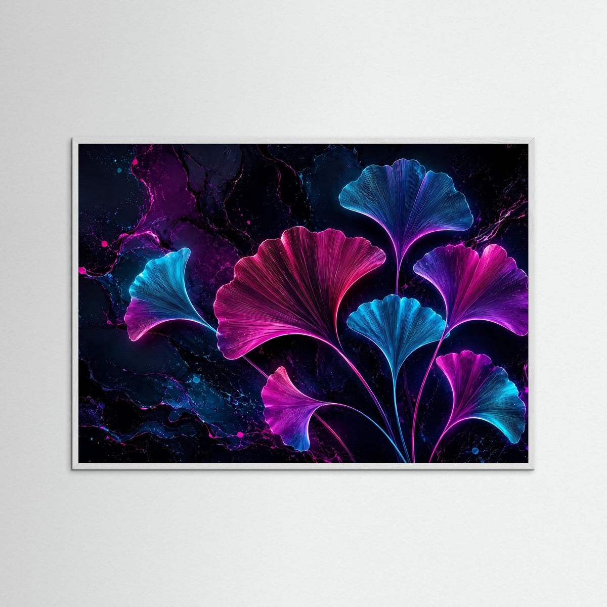 Neon-Wandbild mit Ginkgo-Blättern in Pink und Blau, dunkler Hintergrund, brauner Holzrahmen