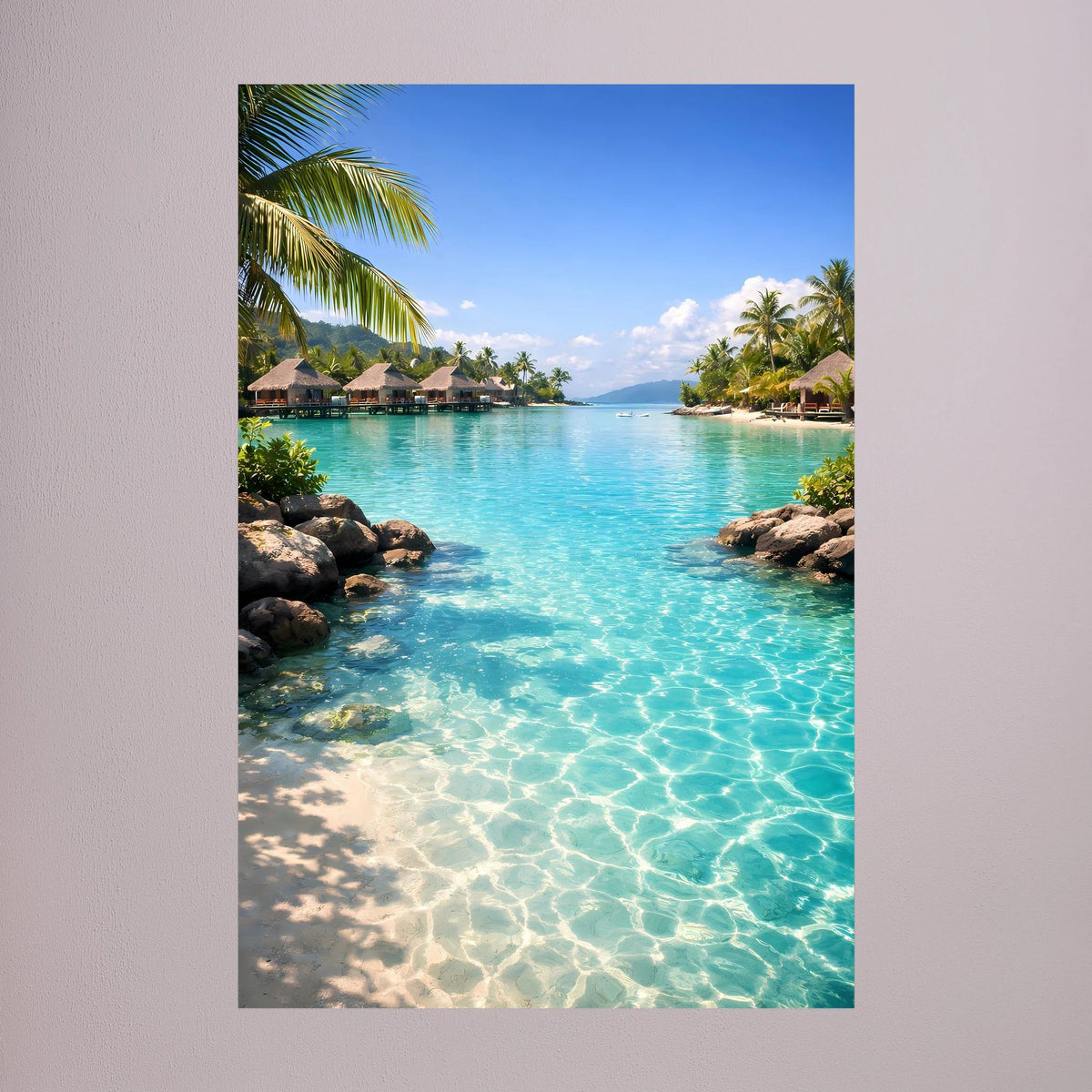 Hochformat-Wandbild mit türkisfarbenem Wasser und tropischer Uferlandschaft