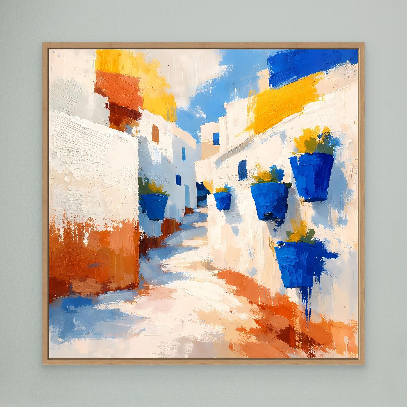Leinwand Griechische Gasse mit blauen Blumentöpfen | Abstraktes Santorin Wandbild