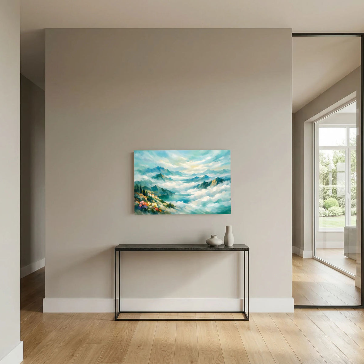 Wandbild mit nebeligem Gebirge und Blumenhang, über Konsole im Querformat.