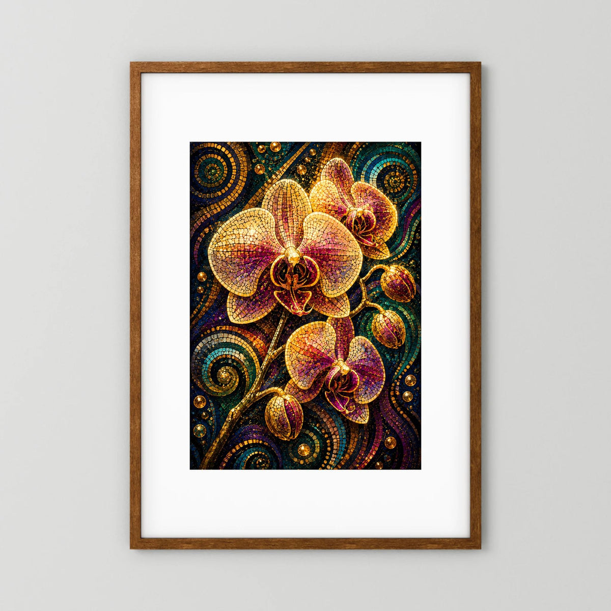 Hochformat-Poster mit goldenen und violetten Orchideen im Mosaik, brauner Holzrahmen