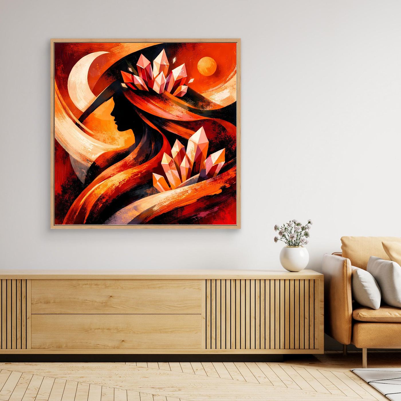 Quadratisches Leinwandbild mit abstrakter Königin und Kristallen, warmes Rot-Orange Motiv