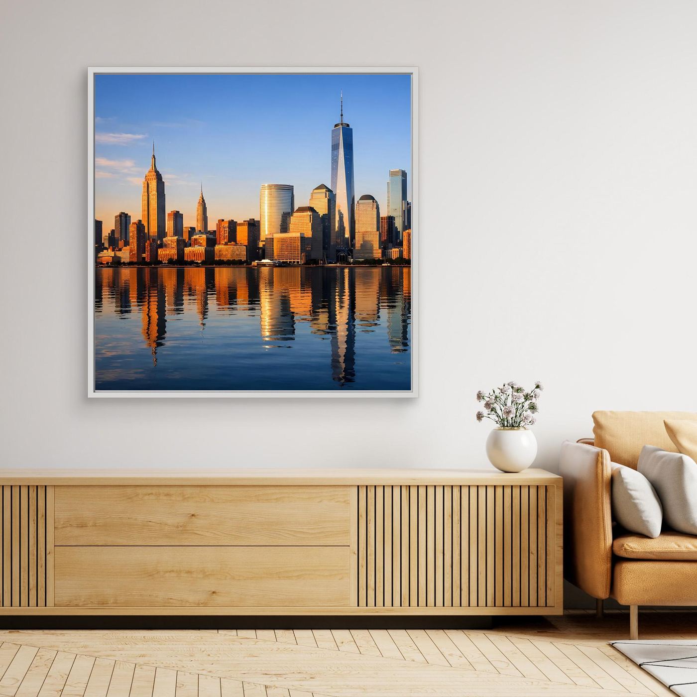 Gerahmtes Leinwandbild mit New York Skyline bei Sonnenuntergang, heller Rahmen