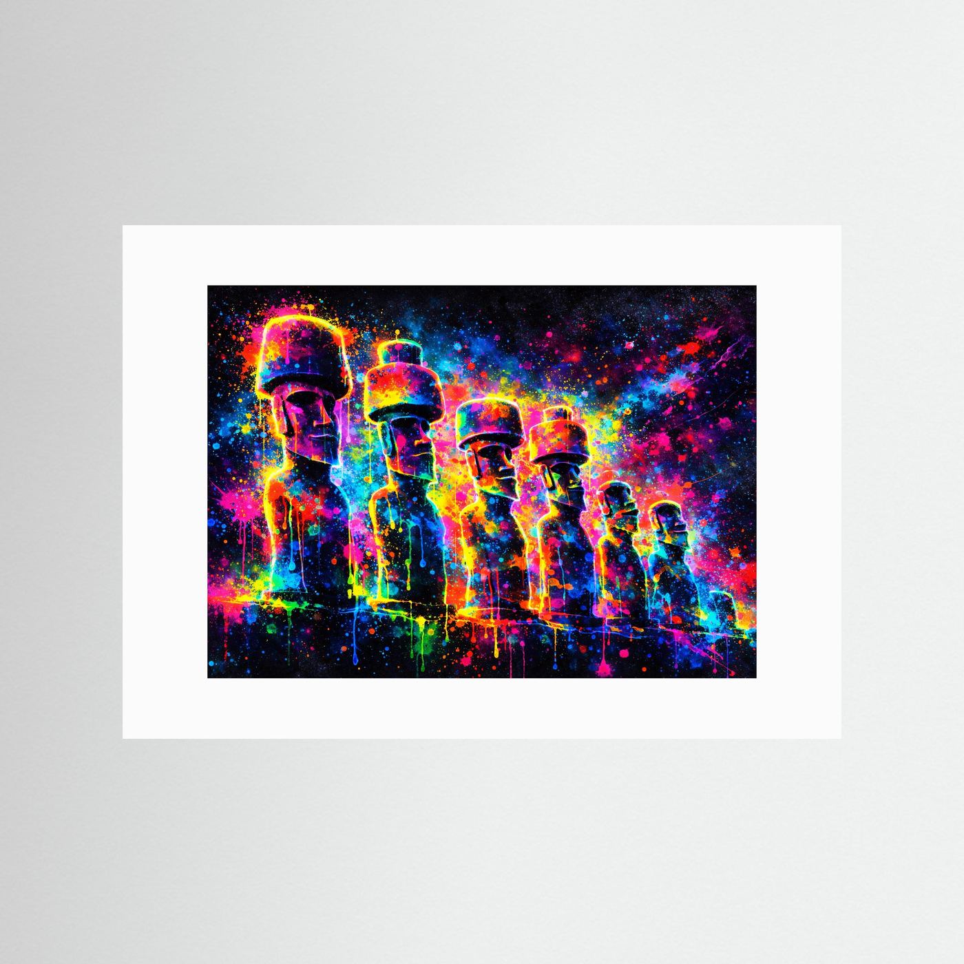 Farbenfrohe Moai Statuen mit Kopfbedeckung | Neon Pop Art & Osterinsel Wandbild Querformat