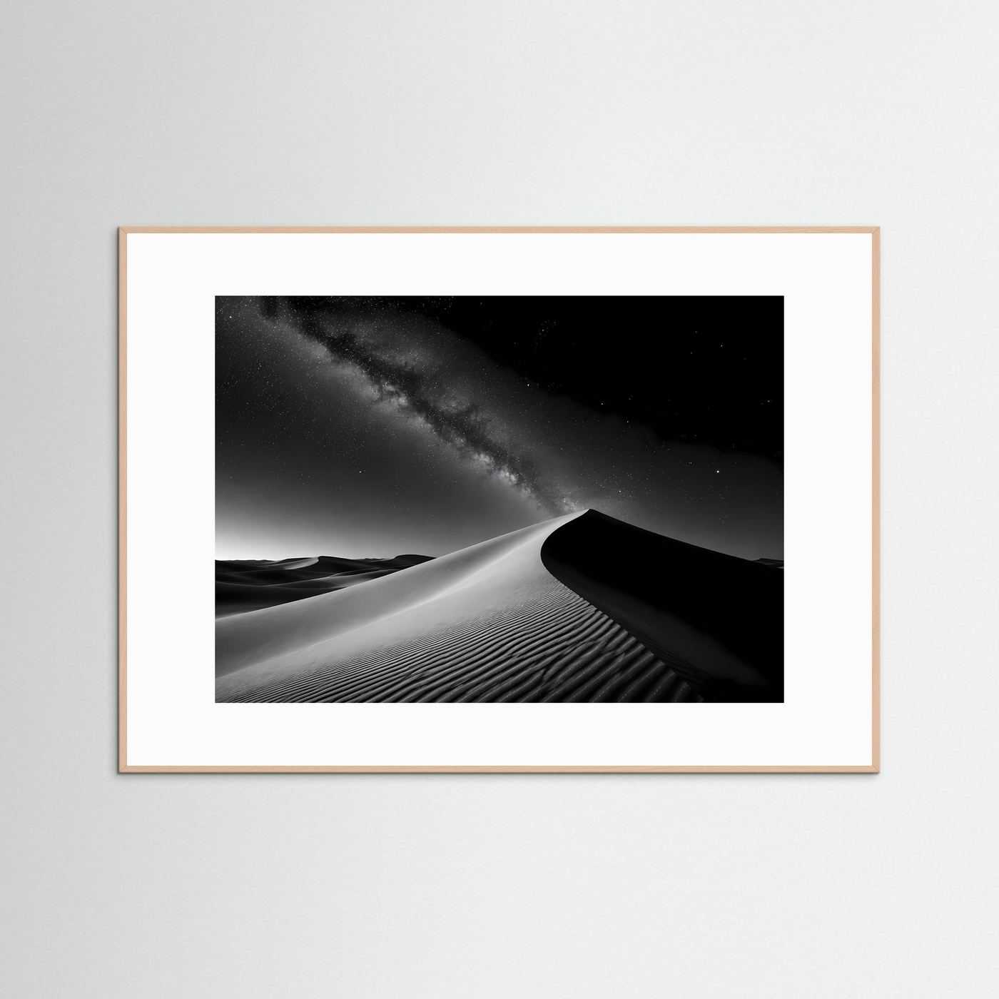 Wüste Poster Querformat | Schwarz Weiß Sanddünen mit Milchstraße & Sternenhimmel