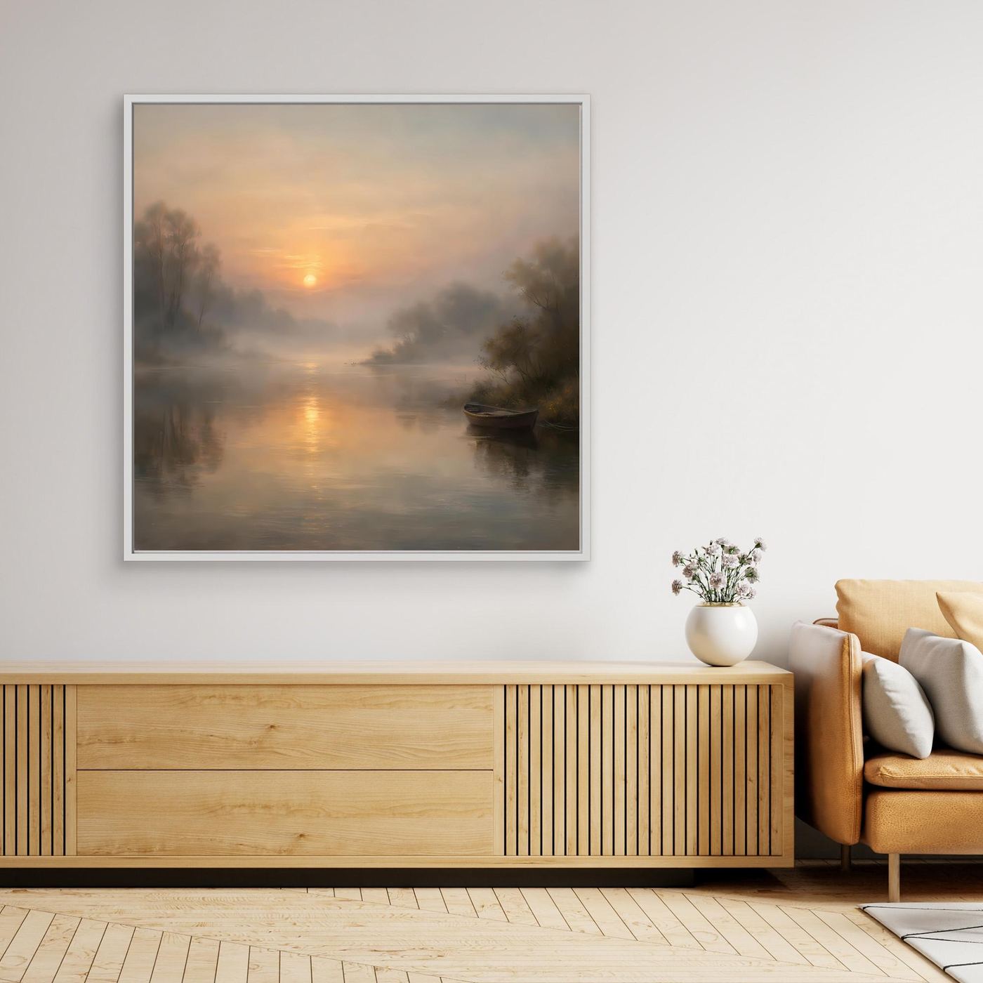 Gerahmtes Leinwandbild mit nebligem Fluss bei Sonnenaufgang, warmem Licht in weißem Rahmen.