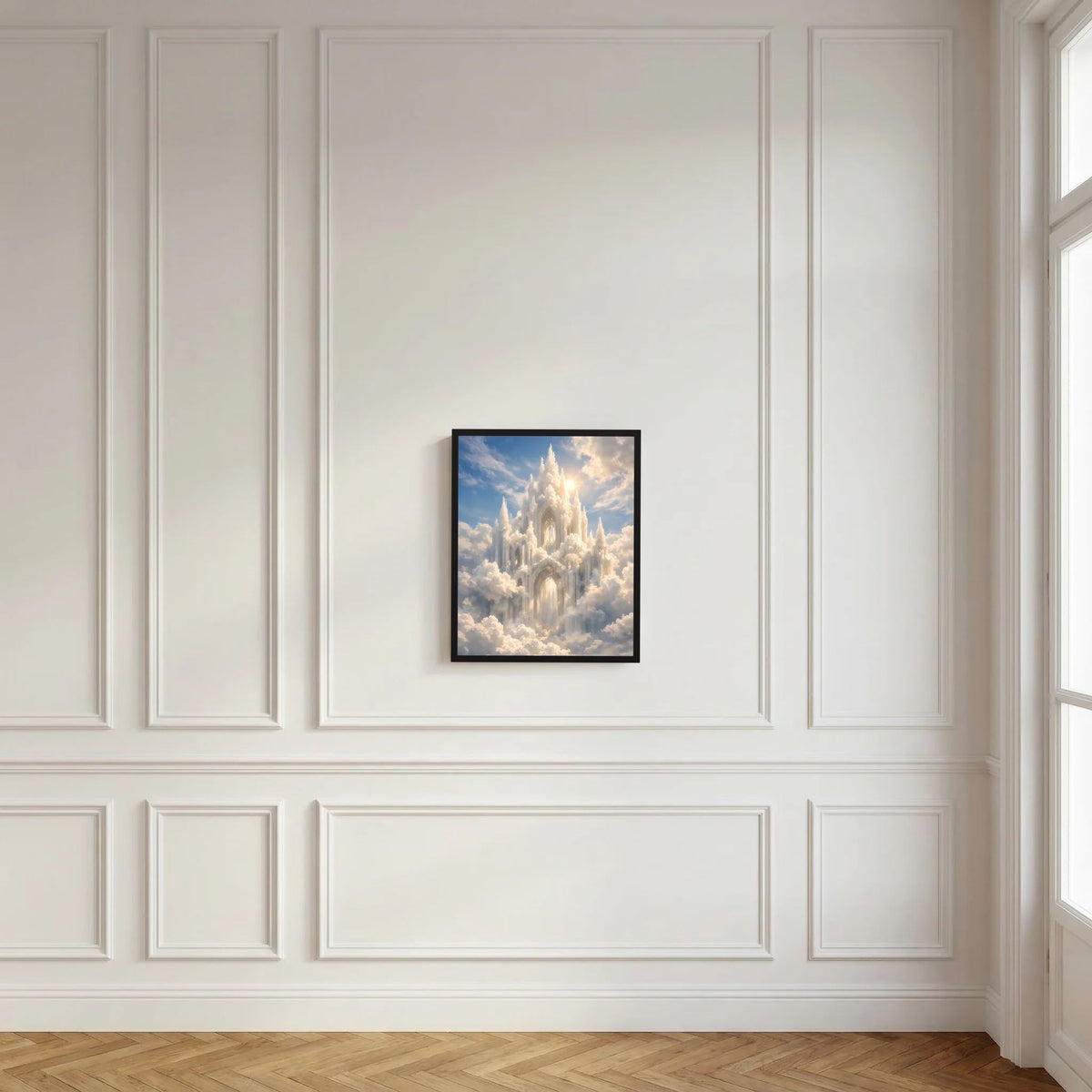 Hochformat-Poster mit Schloss in Wolken, schwarzer Rahmen an weißen Paneelen
