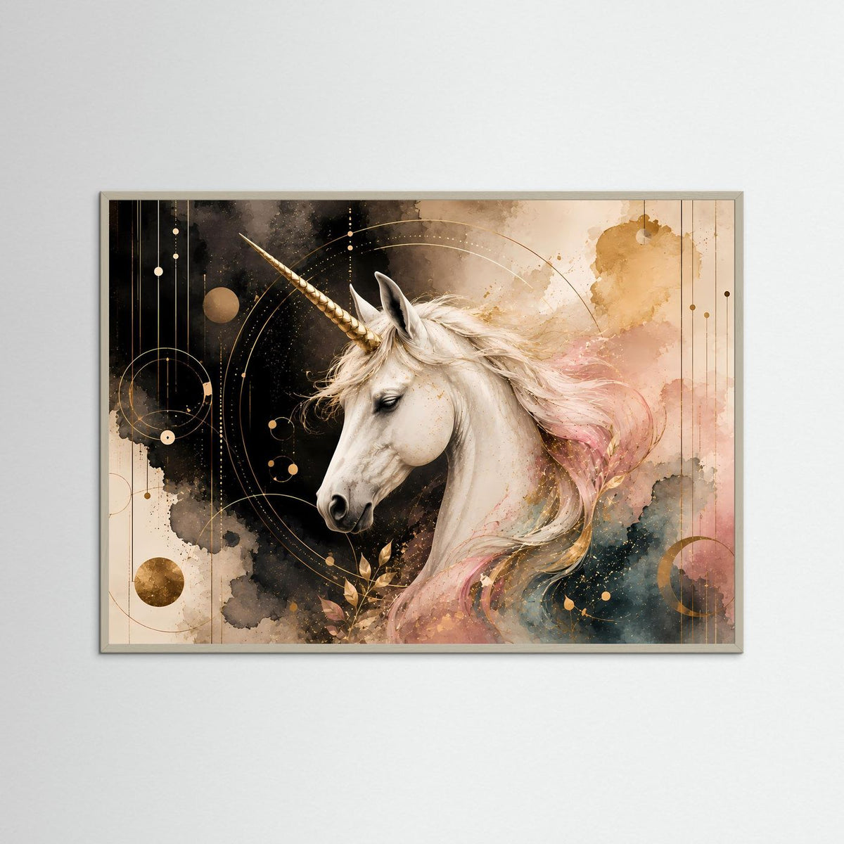 Querformat-Poster mit Einhornmotiv in Pastellrosa und Gold im grauen Holzrahmen