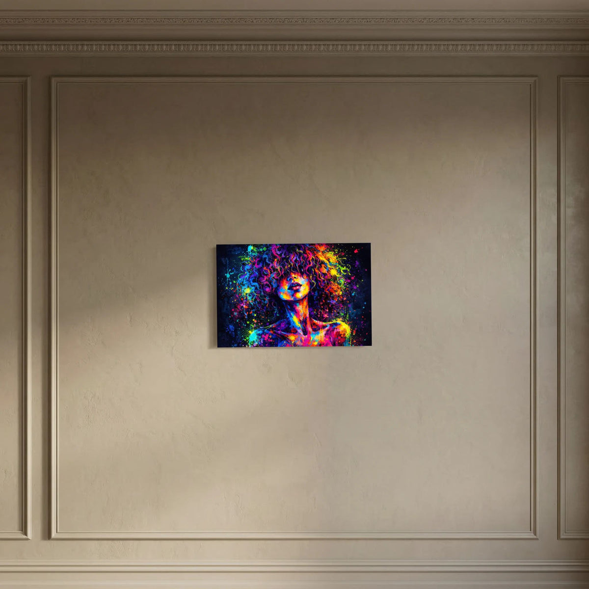 Neonfarbenes Poster mit abstrakter Frauenbüste, Querformat